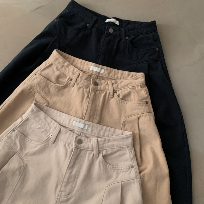 春季預訂｜剪裁線寬牛仔褲