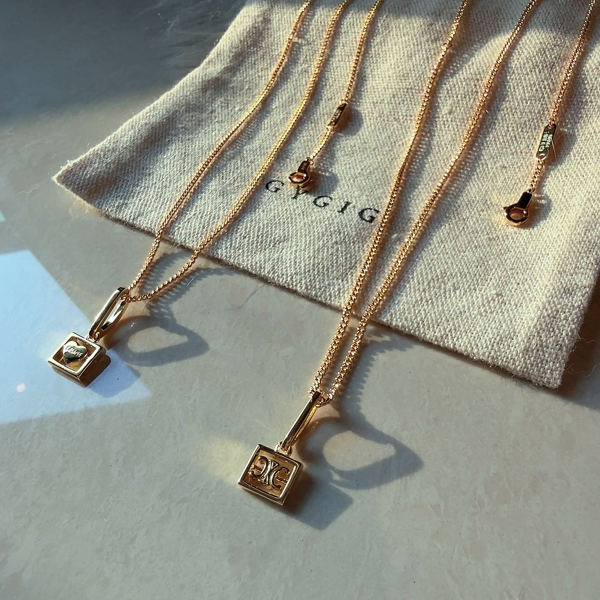 18k小凱旋門愛心”翻轉小方塊定製項鏈系列