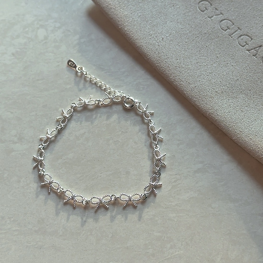 silver925純銀”一體立體蝴蝶結手鍊