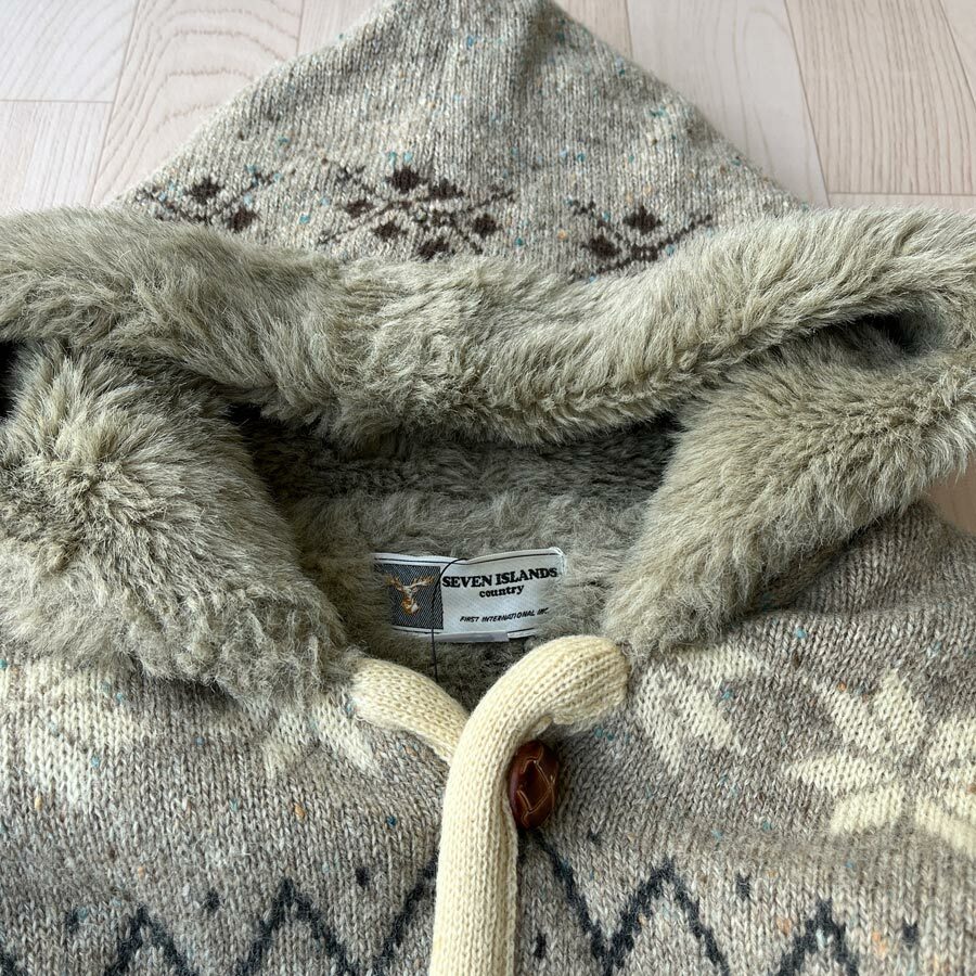 Seven Islands Country灰色北極熊圖案毛衣外套