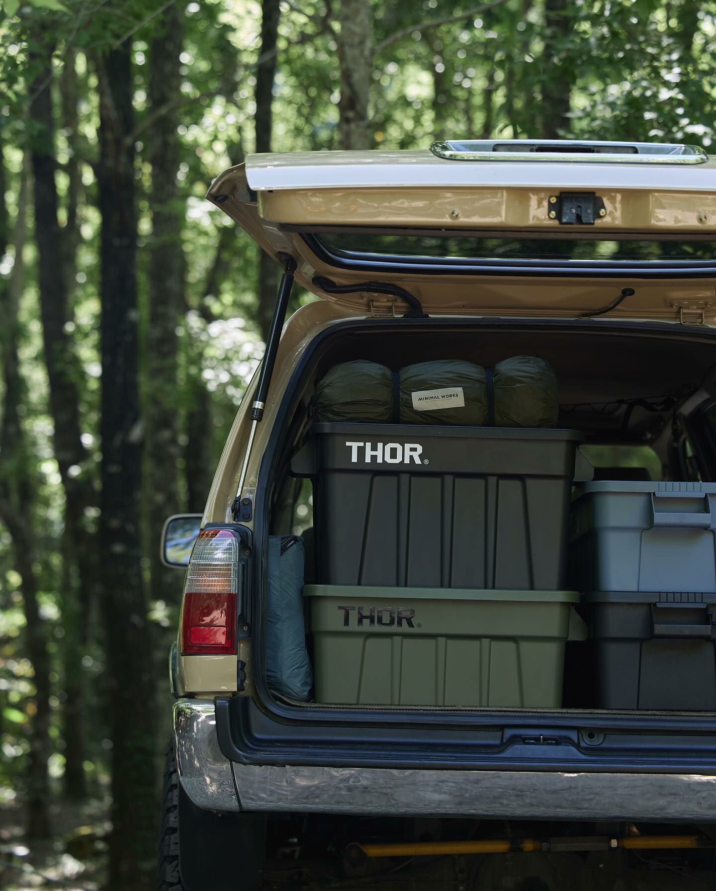 THOR 75L 收納箱 儲物箱 附蓋板 居家 露營 戶外 黑/白/卡其/灰藍/軍綠/透黑 Stackable Tote Box 75L