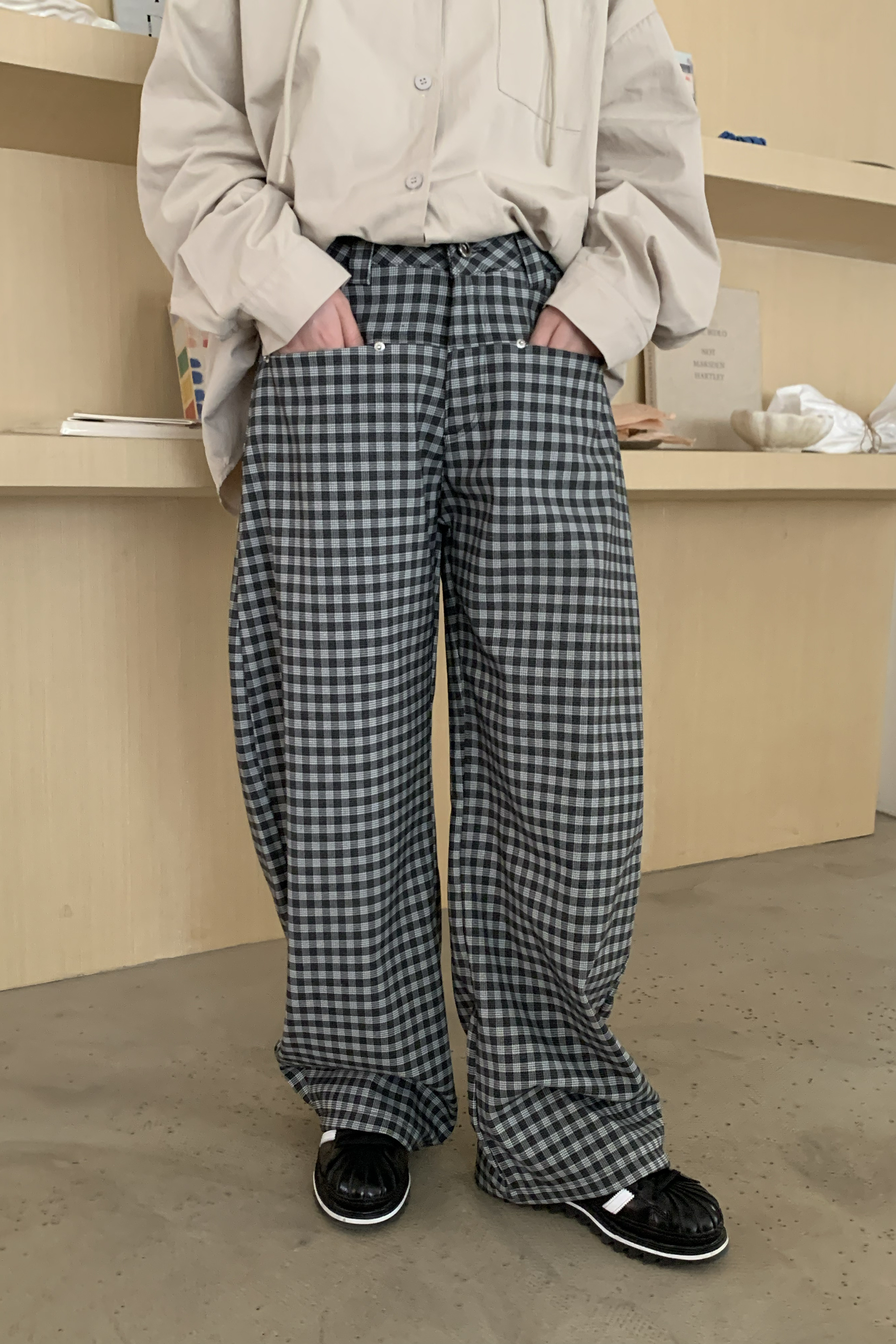 超神版型!!格子落地長褲