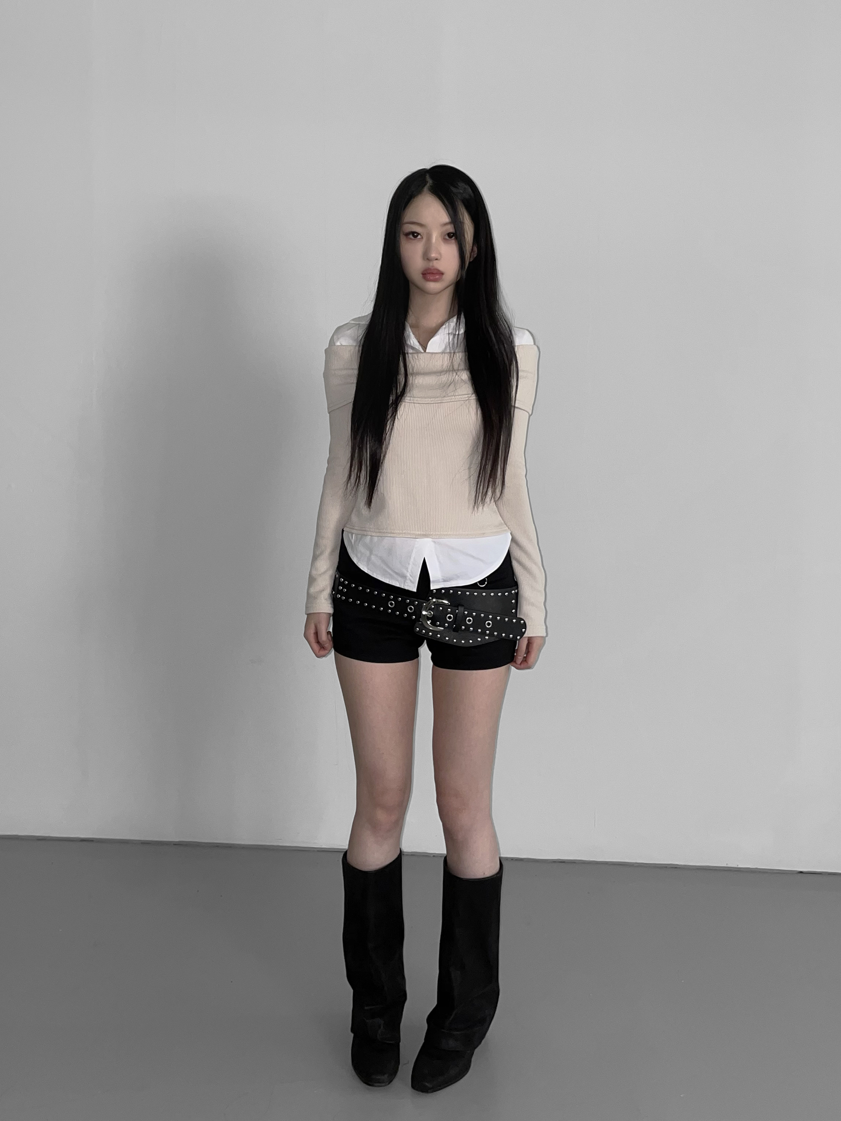 KR LOW SHORTS (2 COLORS)