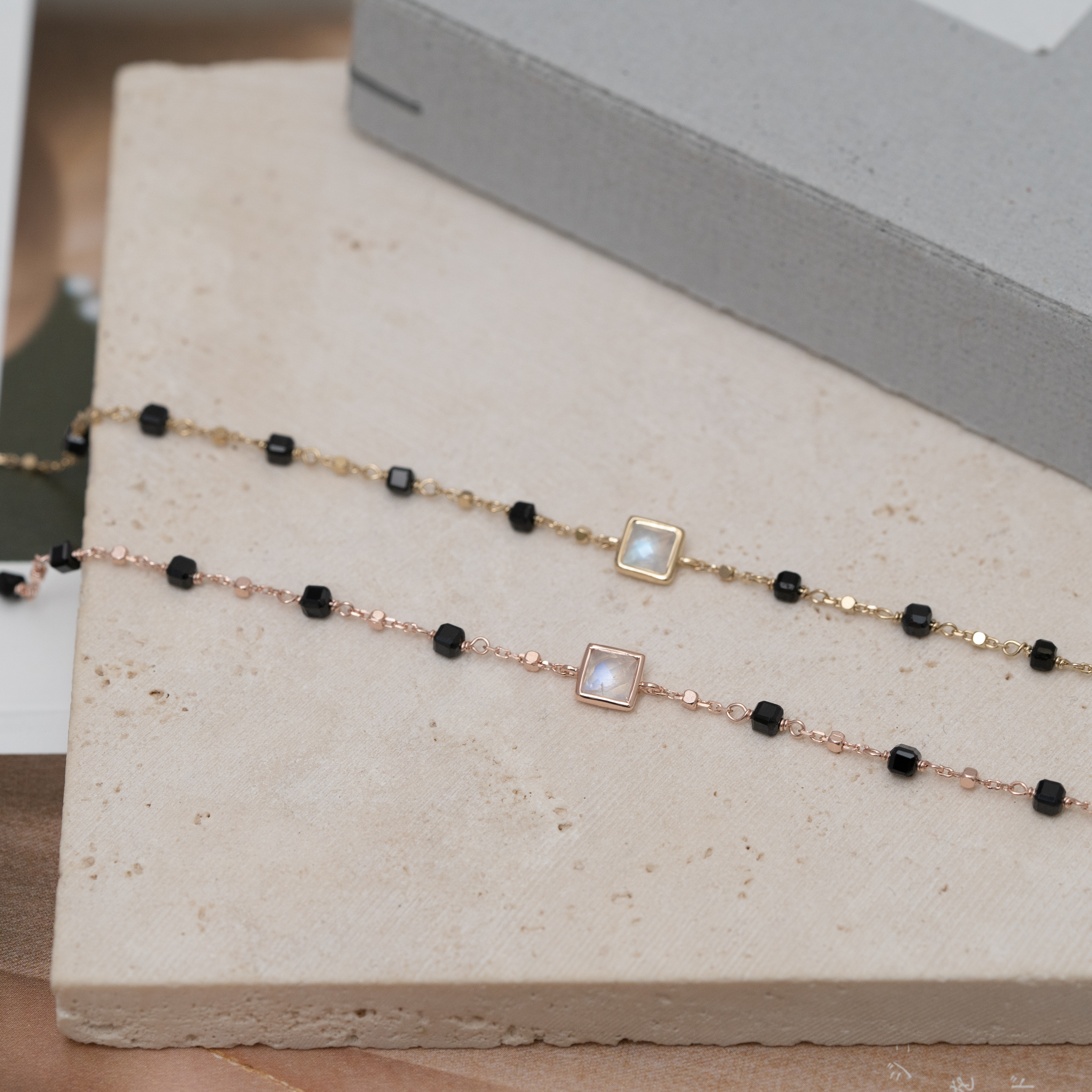 Svb49 (紫金砂 月亮石）