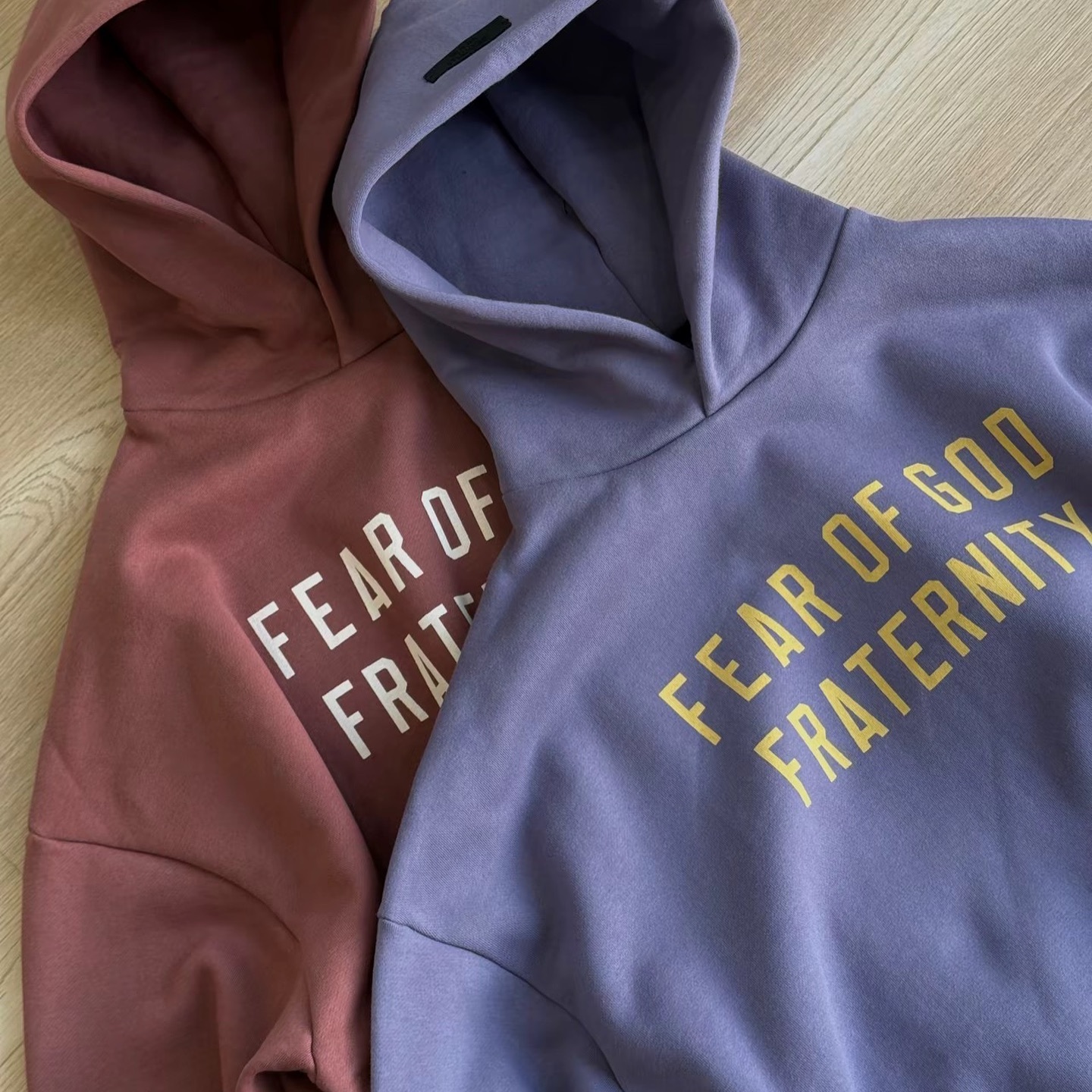 Fear of God Essentials FALL24 HOMECOMING FRATERNITY  Heavy Fleece Hoodie 兩色