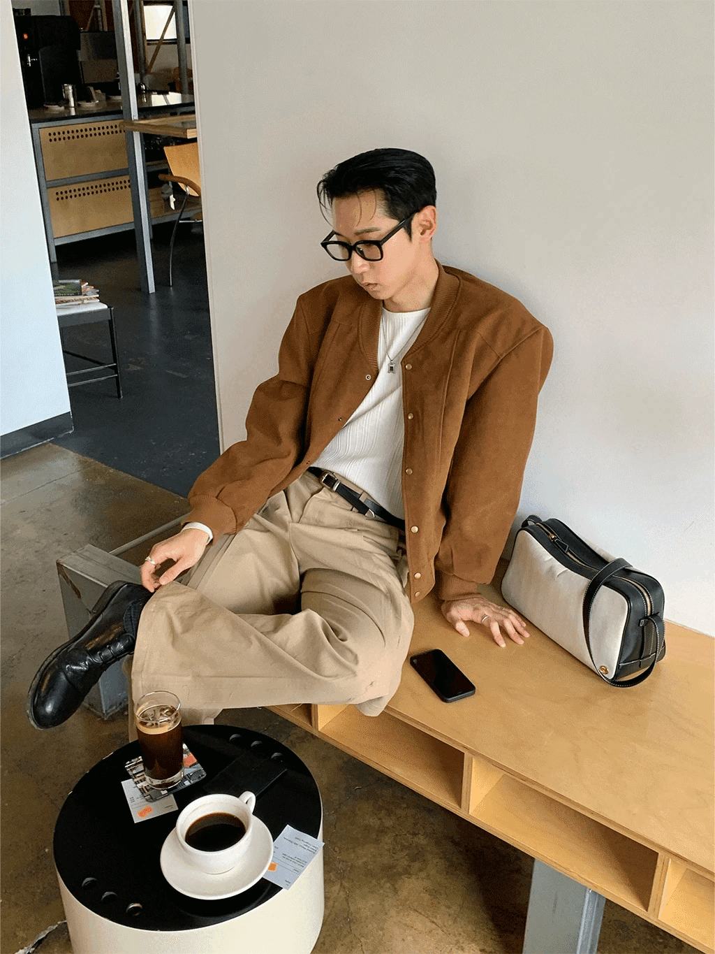 設計款麂皮棒球外套