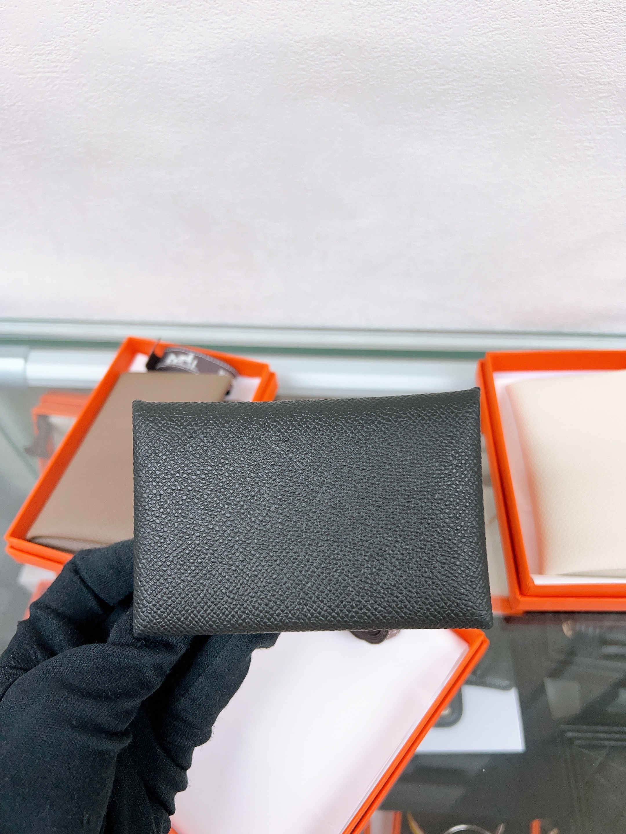 *Brand New* Hermes calvi card holder (black/ stamp w)