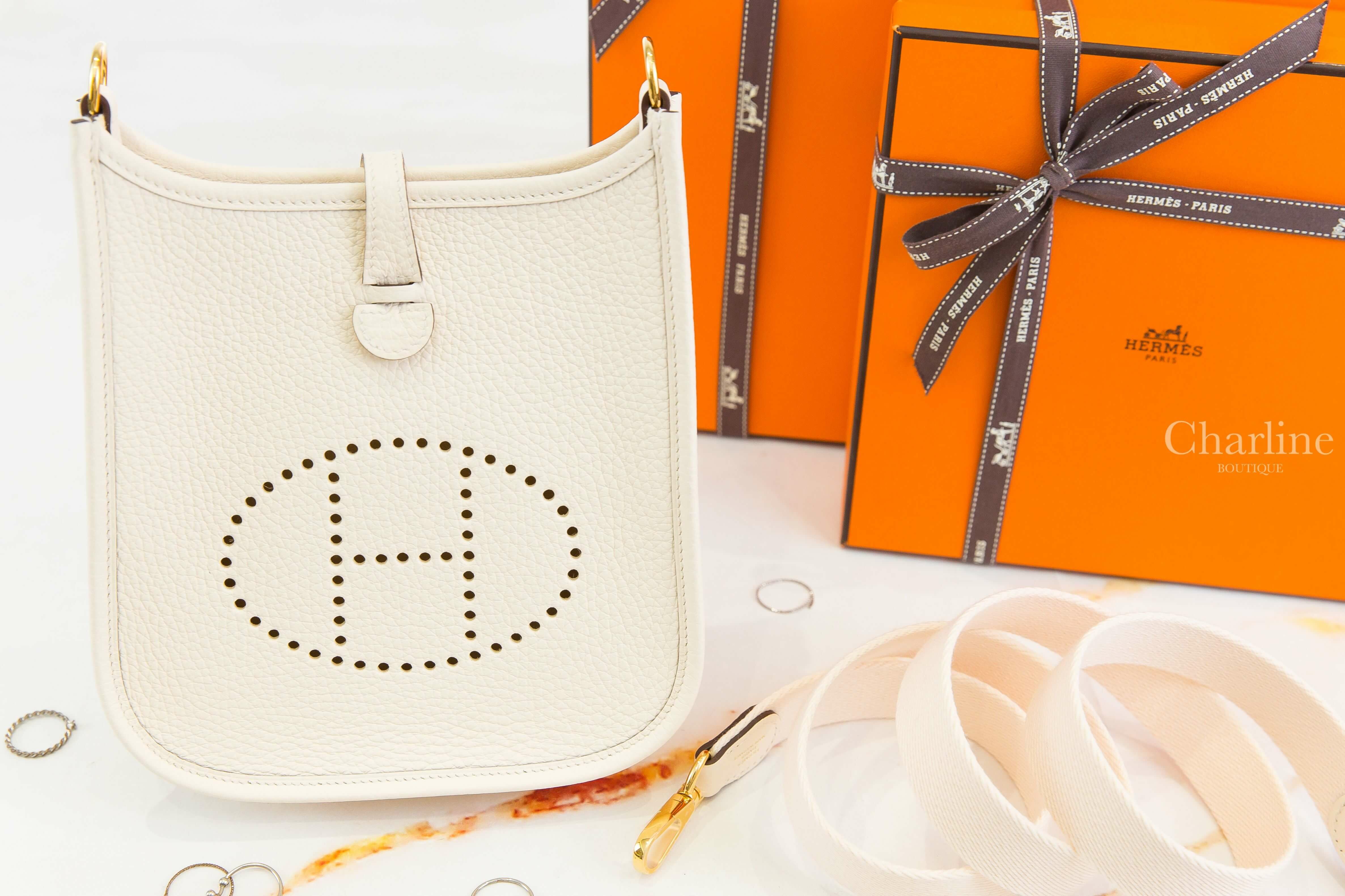 Hermès Evelyne TPM 16cm I2 Nata Taurillon Clemence 奶油白金釦簍空洞洞肩背包