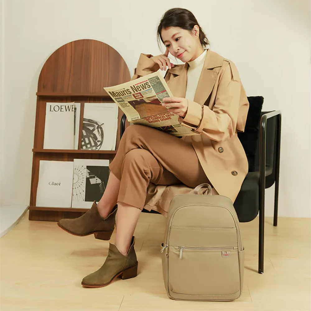 beside u OUTLOOK 後背包 防盜雙肩包 輕量防潑水女包 BAB2315