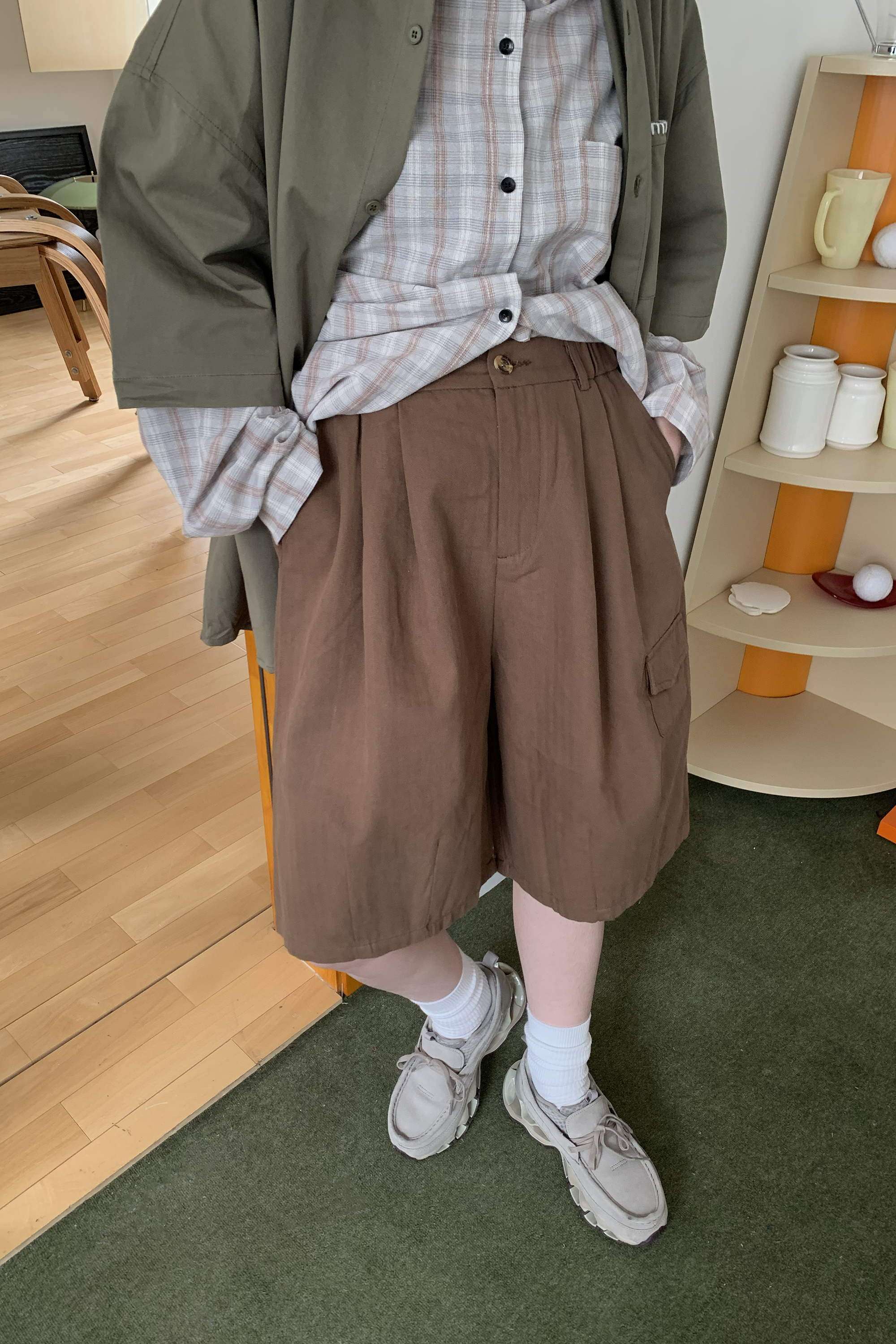 素面摺線六分短褲 2色