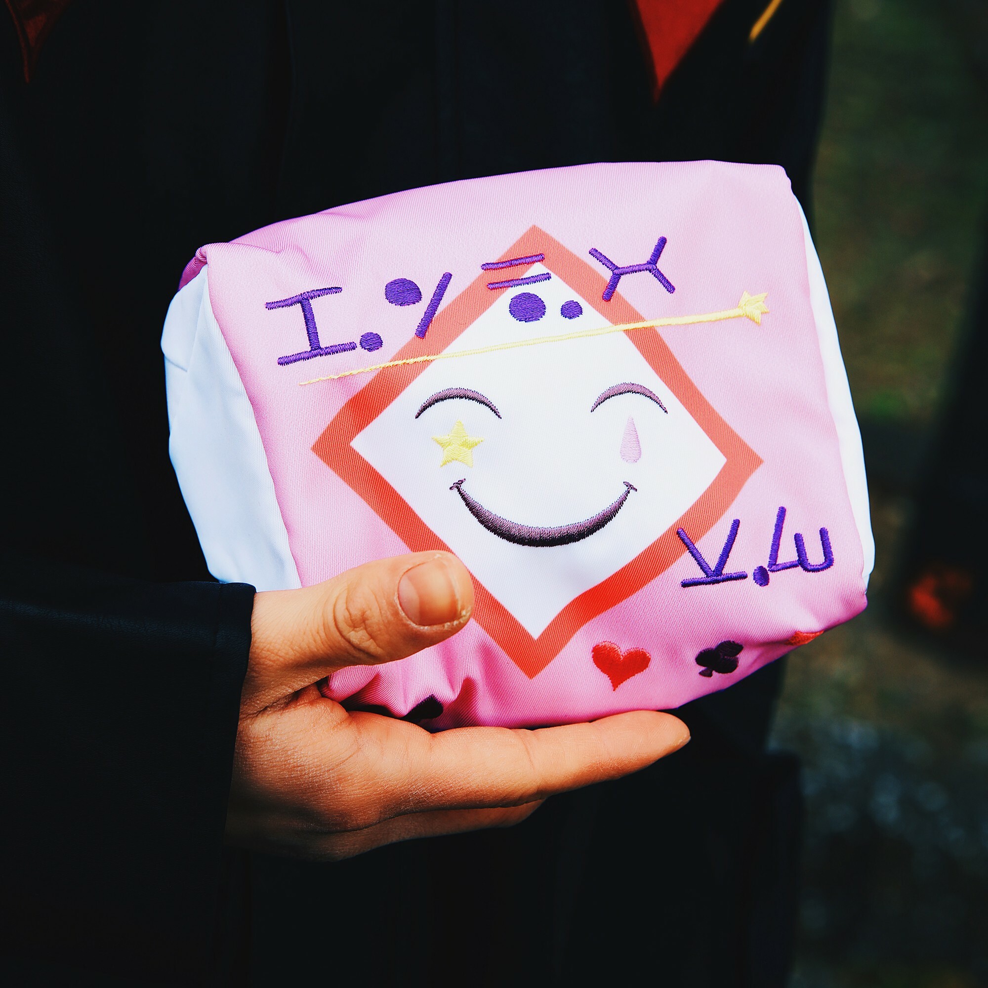 伸縮自在的愛口香糖小包