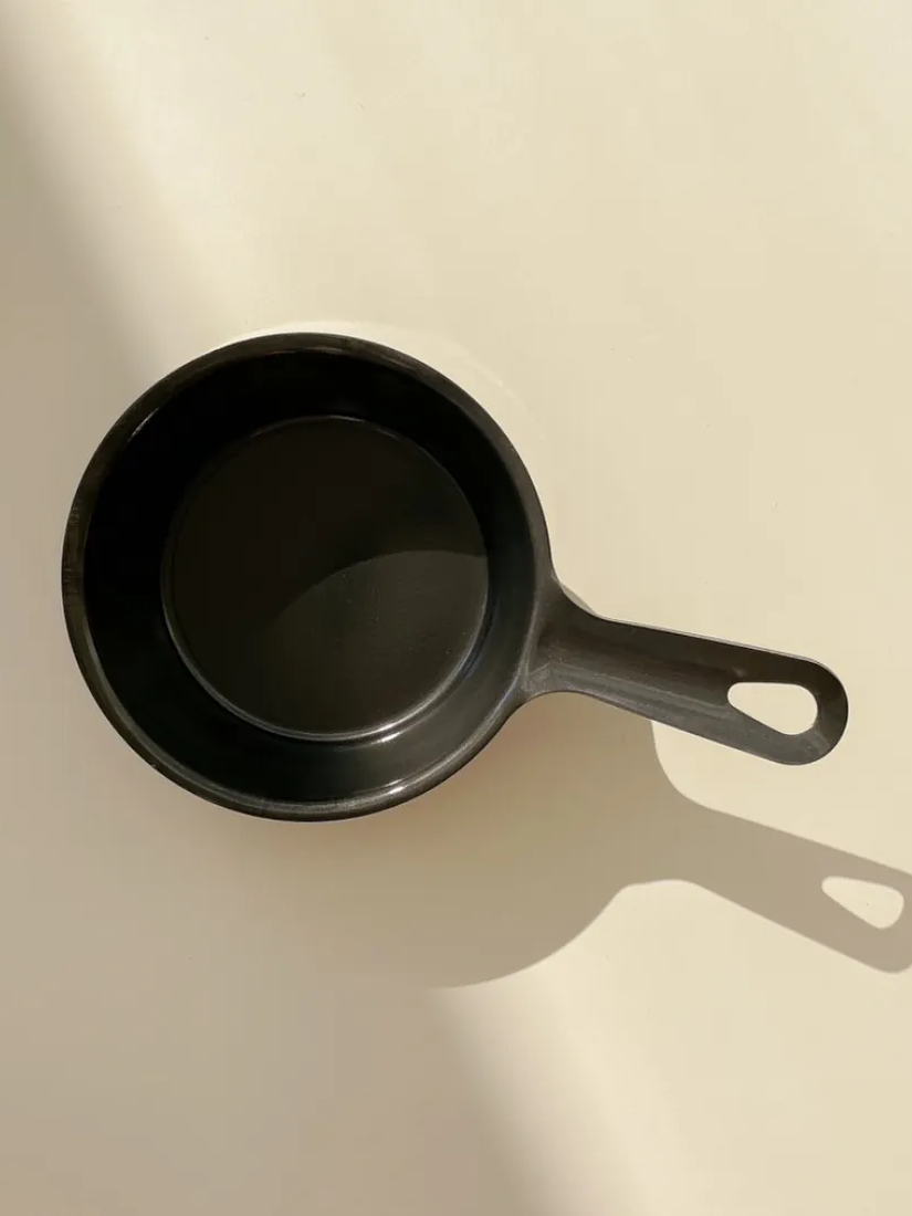 【 限量現貨 】金屬鐵製小烤盤 9 公分 日本