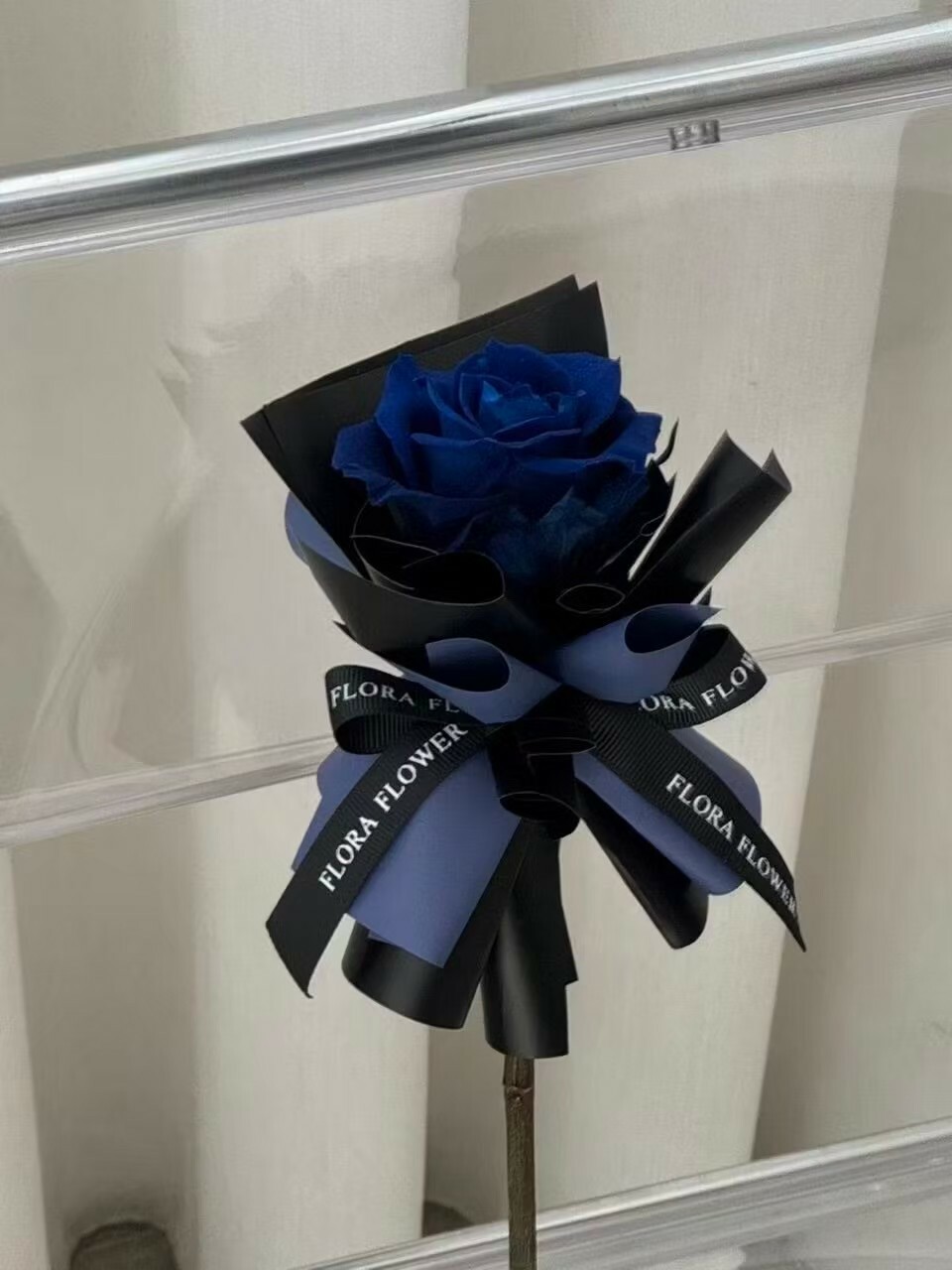 單隻永生玫瑰-個性黑藍