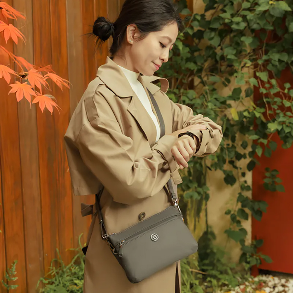 beside u LORE 斜肩包 防盜輕量隨身包 BNUZ2314R1