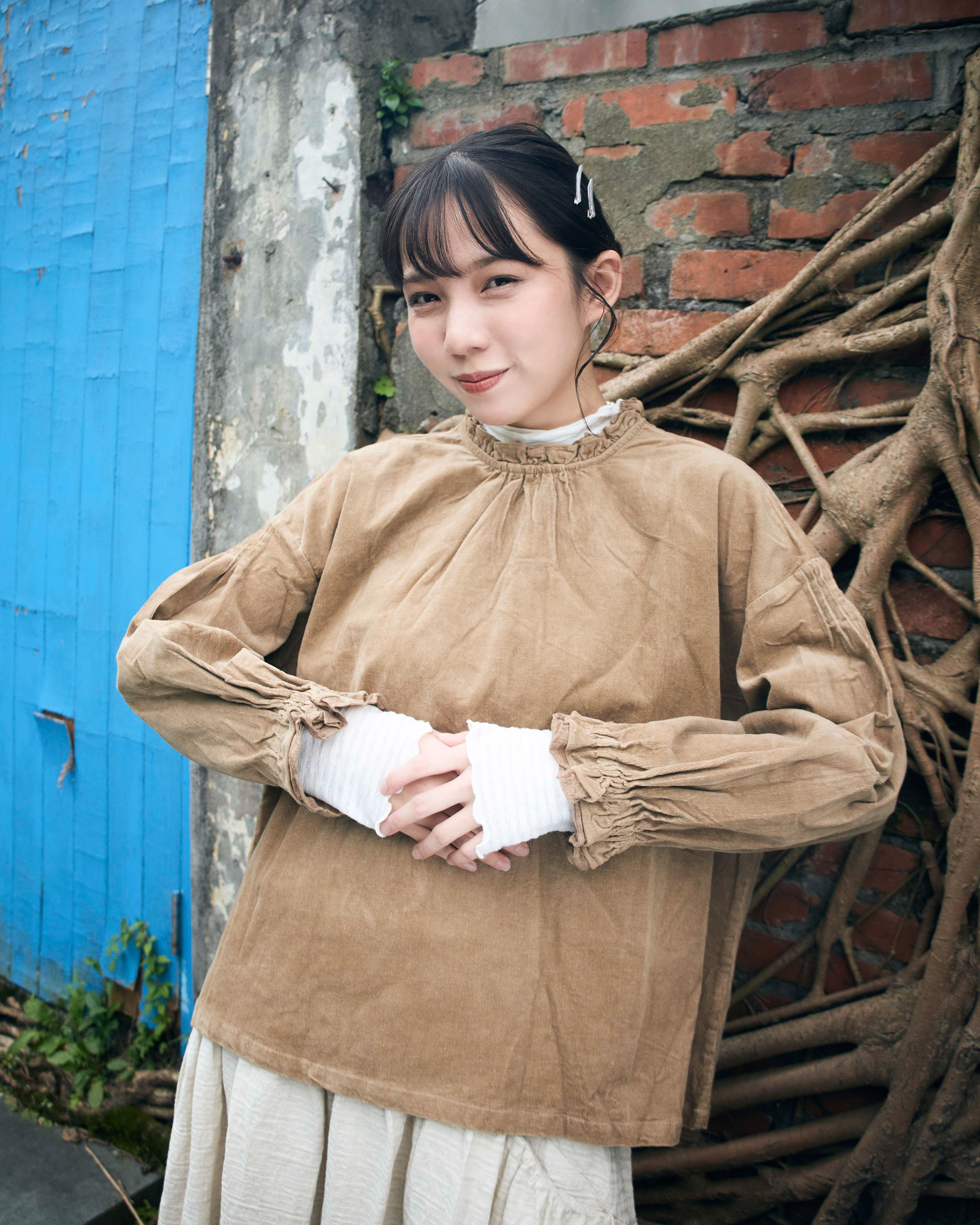 燈芯絨碎褶上衣