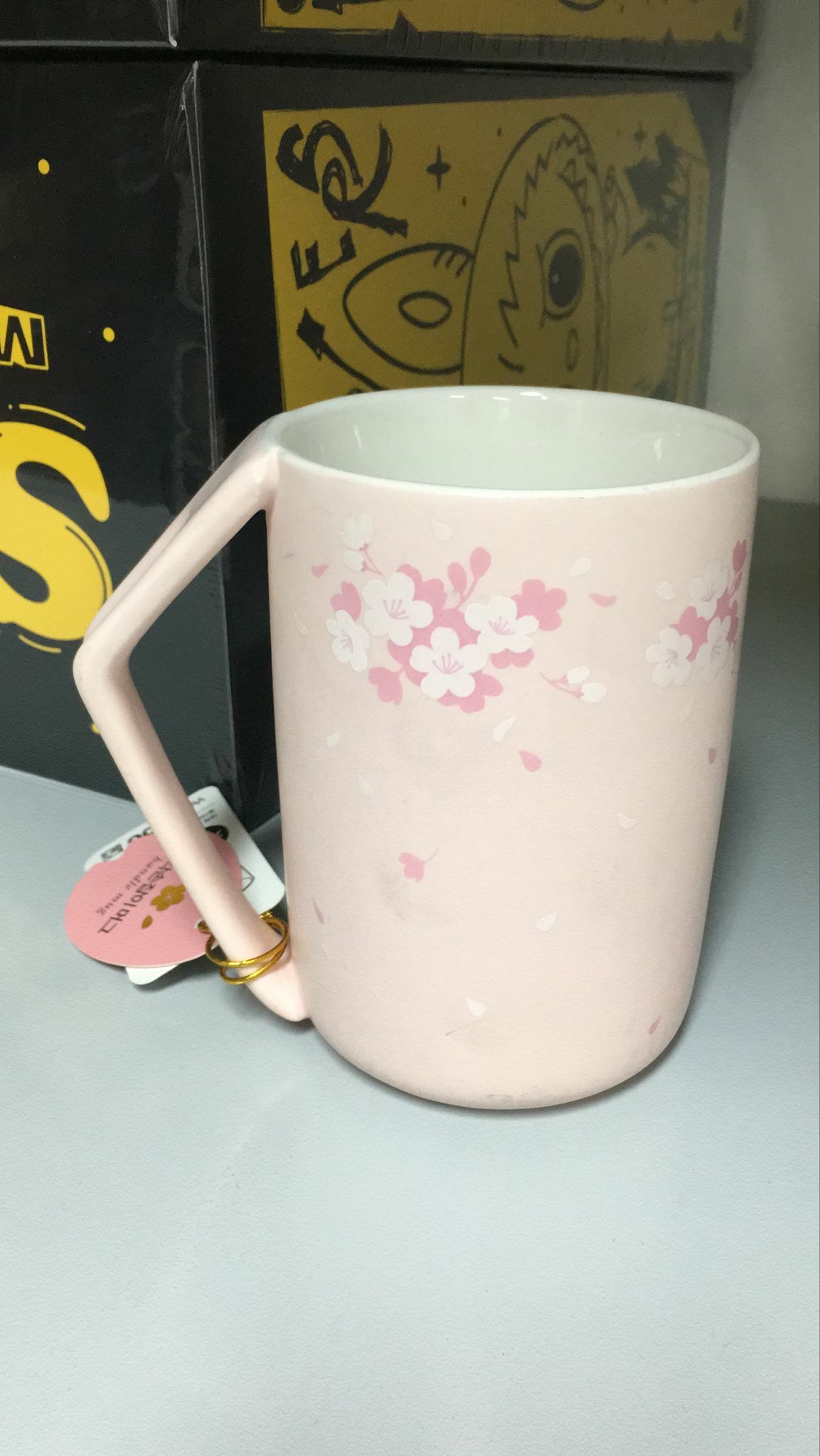 櫻花陶瓷杯,有花痕,唔影響使用 （清貨價貨品，不設退換）(AT2 430)