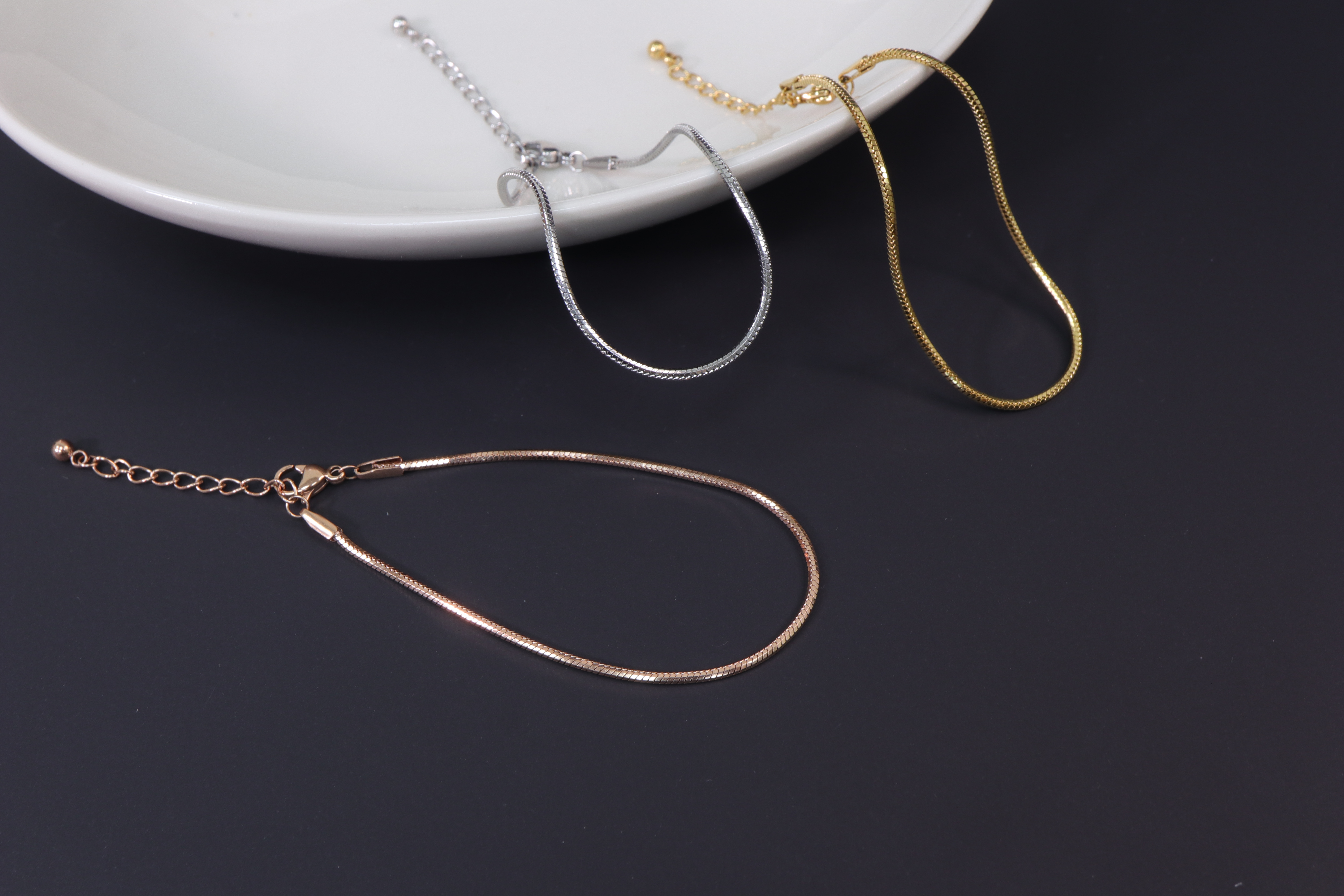 Basics 削邊蛇骨手鍊｜Miestilo Jewelry設計師輕珠寶品牌｜舒飾質感每一刻