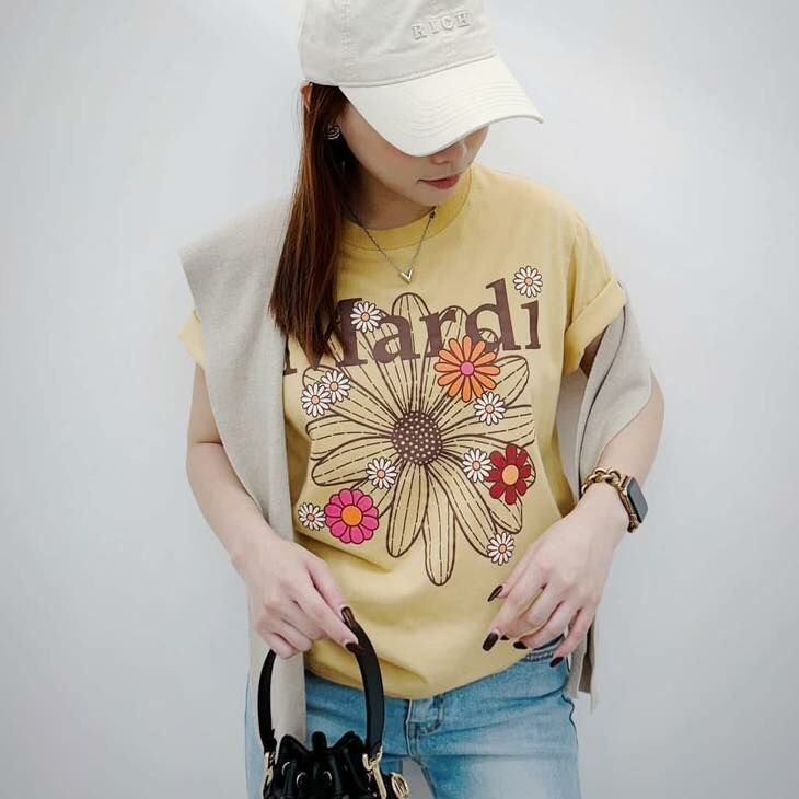 【時髦百搭的字母設計造型棉tee】(現貨)