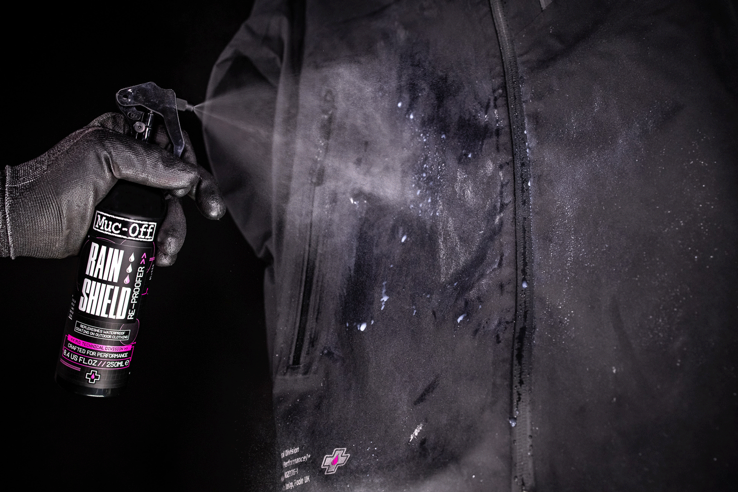 【MUC-OFF】衣物防雨神盾噴劑 250ml