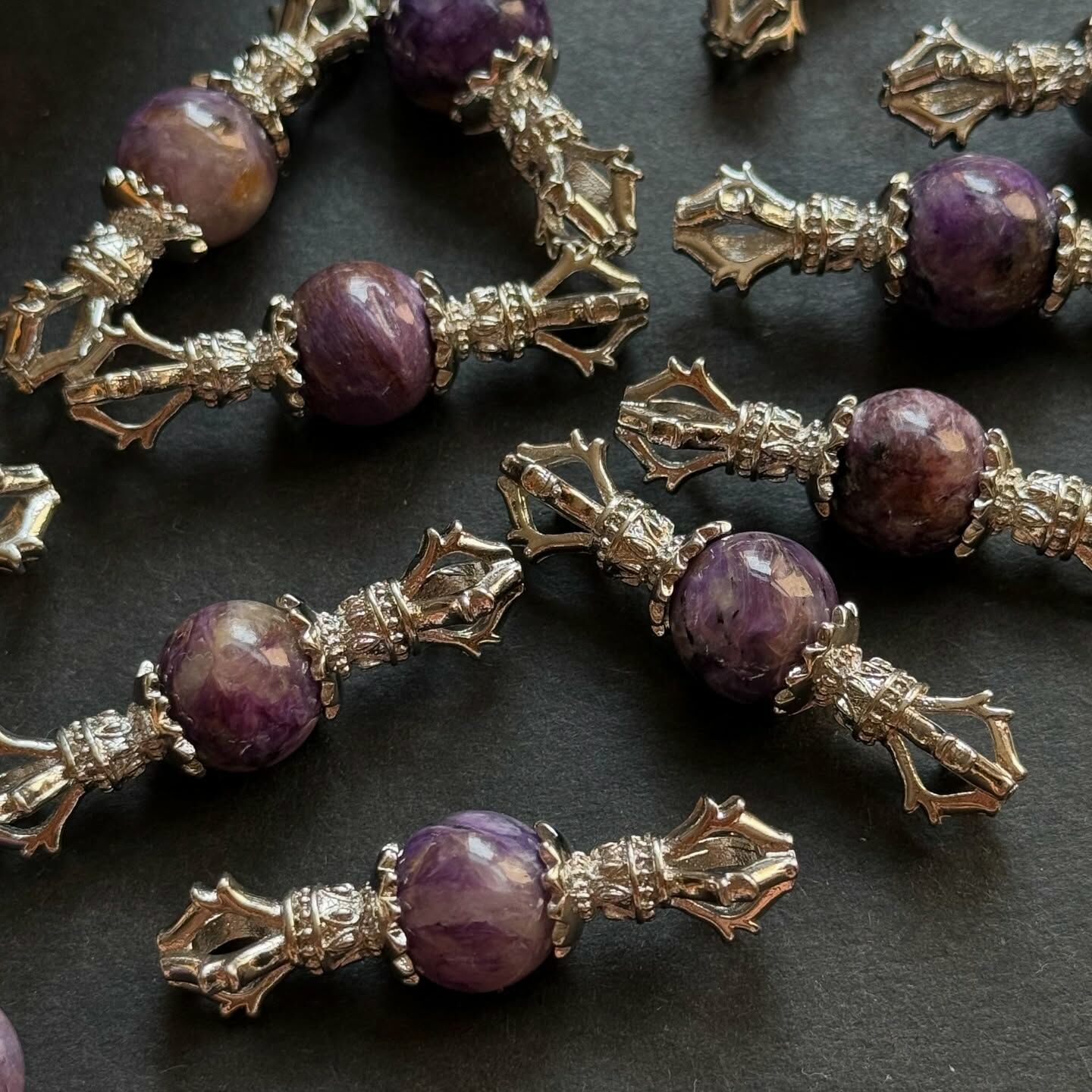 [原石] 紫龍晶 吊墜 金剛杵造型