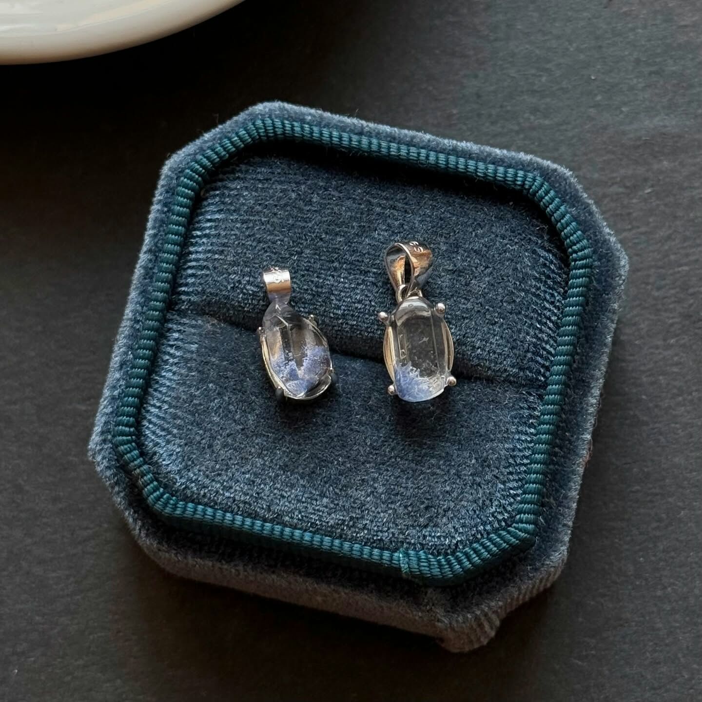 [原石] 藍線石 925銀吊墜（附盒子）