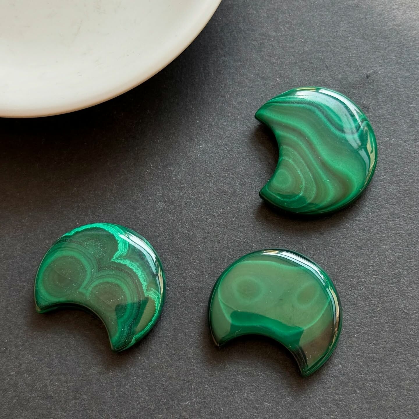 [原石] 孔雀石 月亮