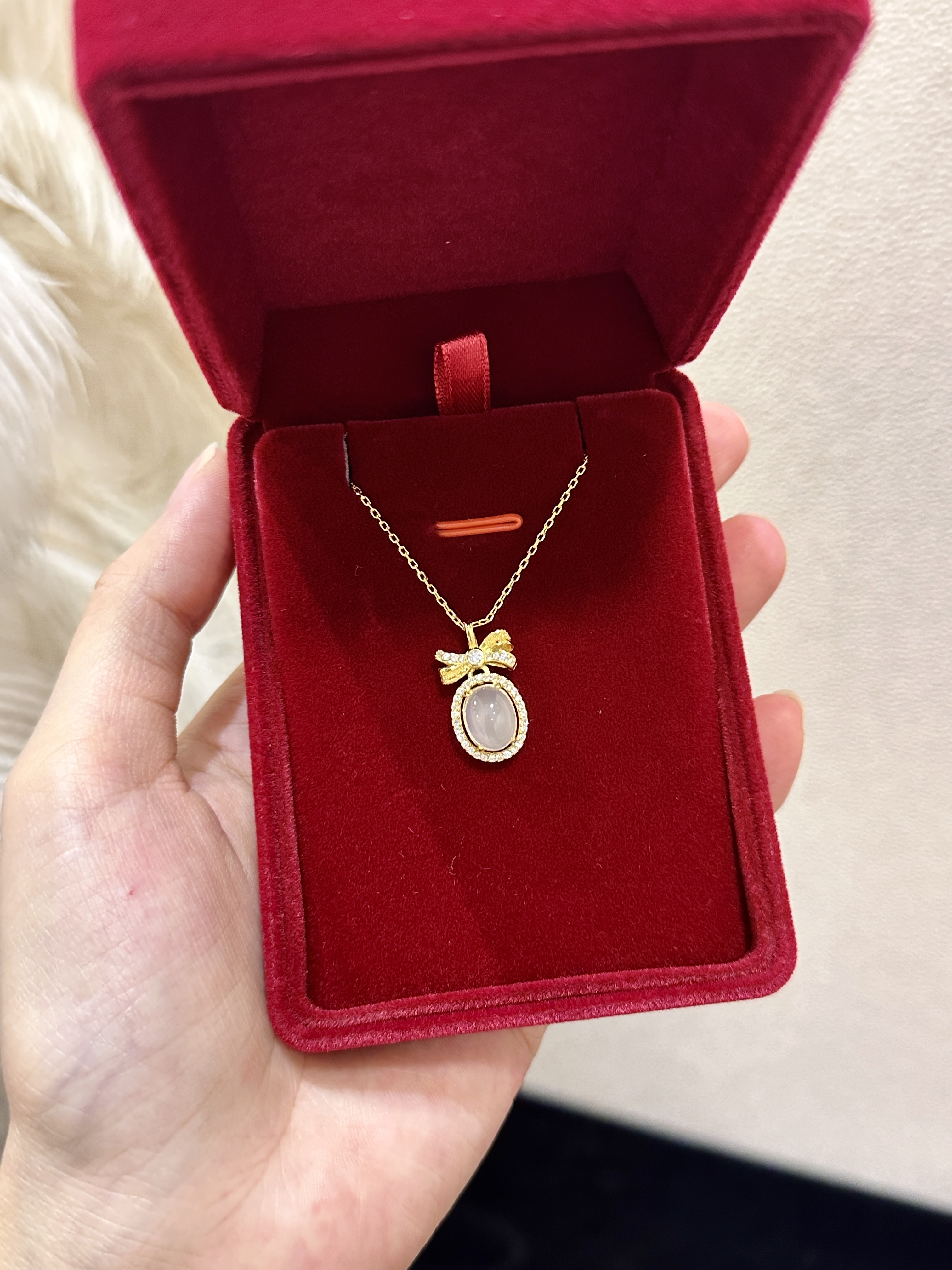 18k gold ribbon necklace