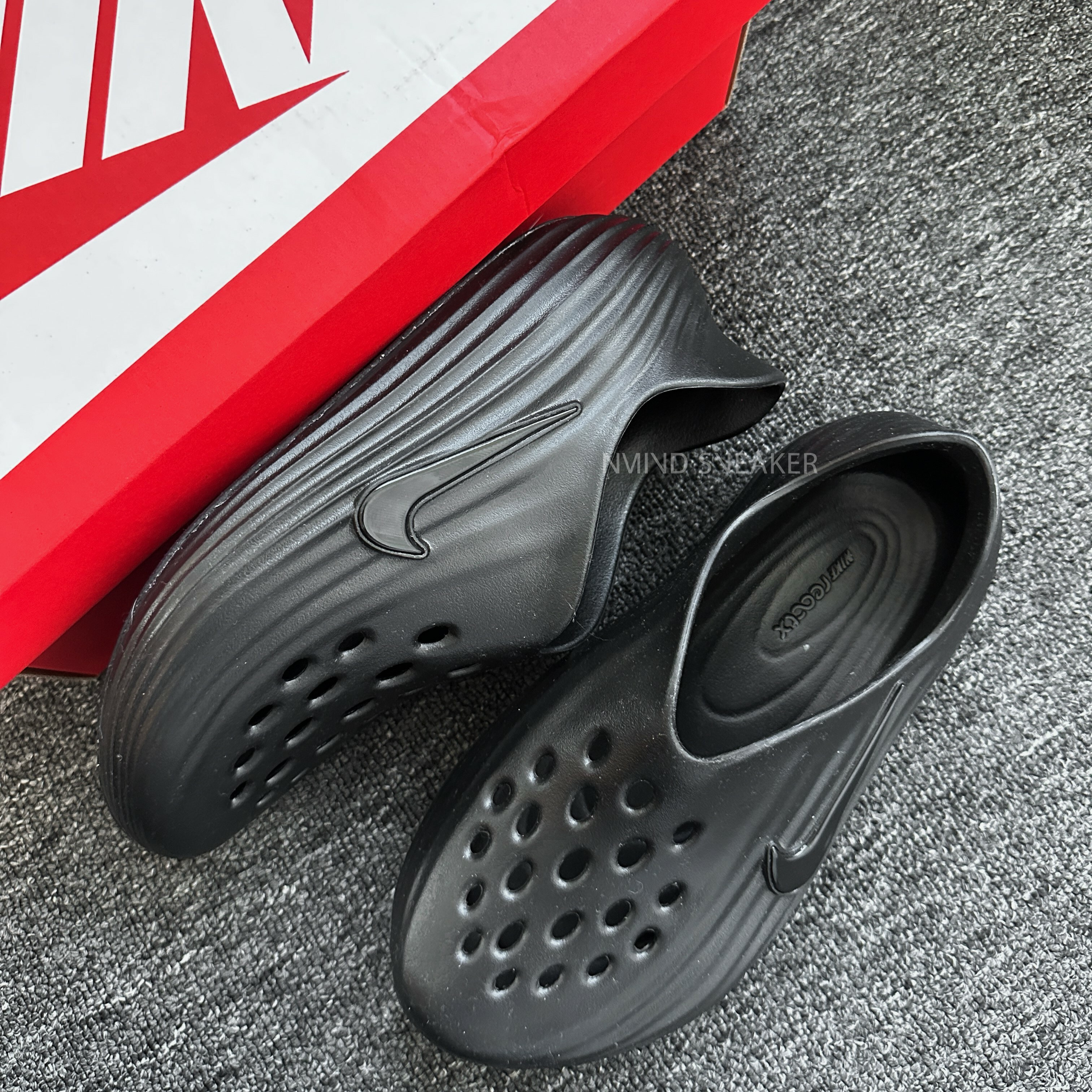 <快速出貨> NIKE REACTX 洞洞鞋 黑