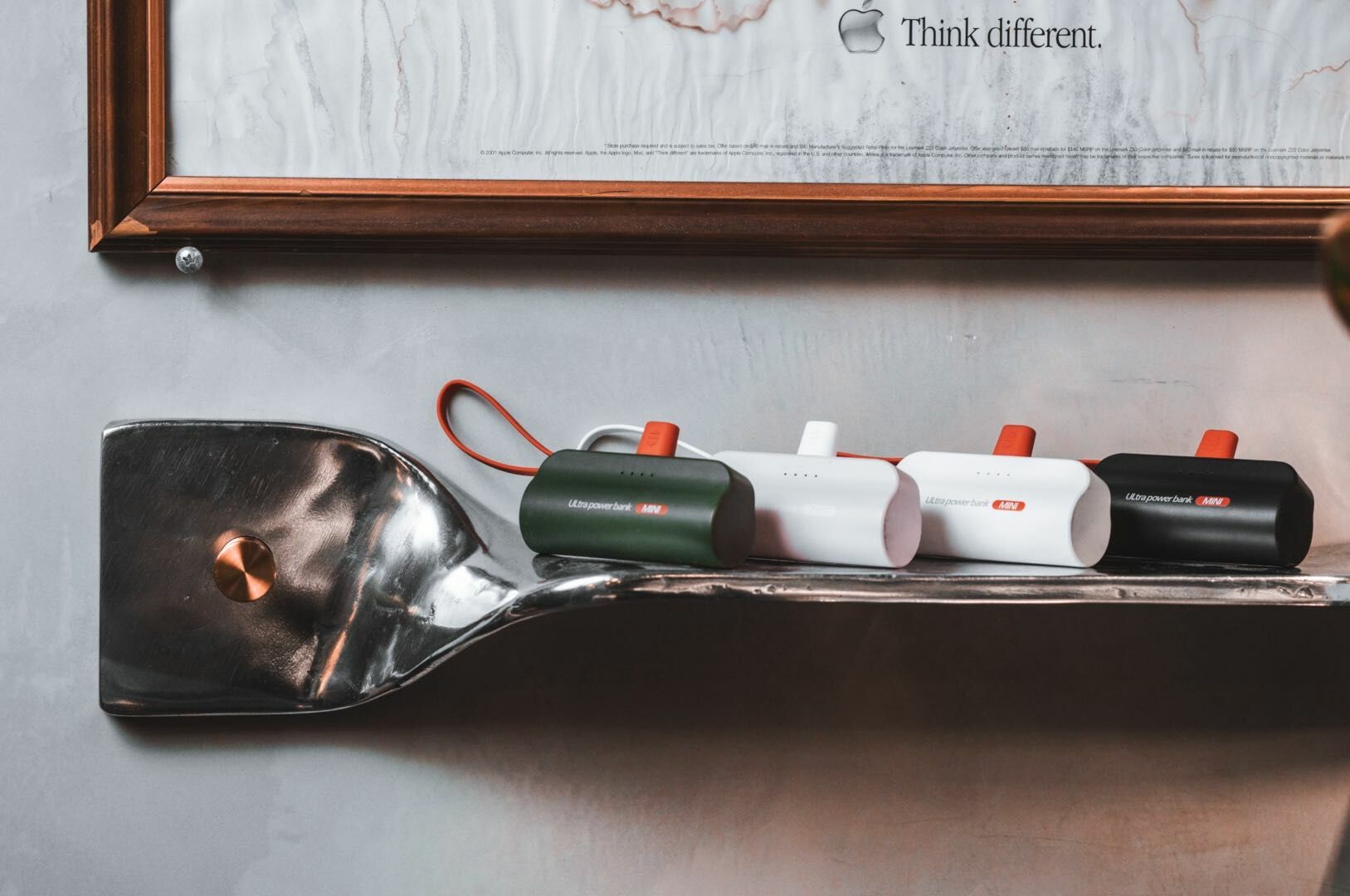 【買大送小限時優惠】PHILIPS 飛利浦 FunCube 多功能行動電源 10000mAh + 直插式口袋行動電源 4900mAh