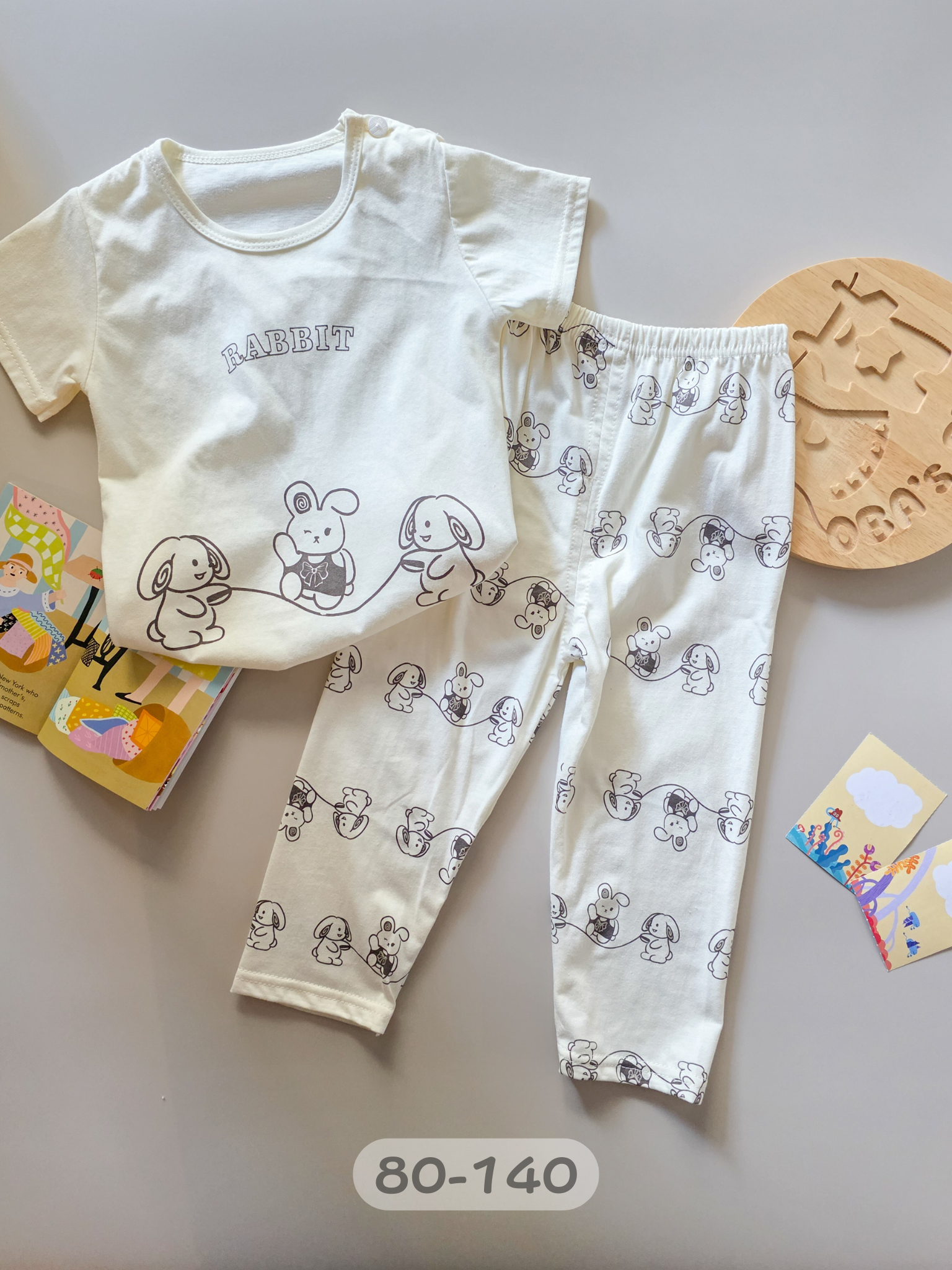 米白色跳繩兔兔 短袖長褲居家套裝