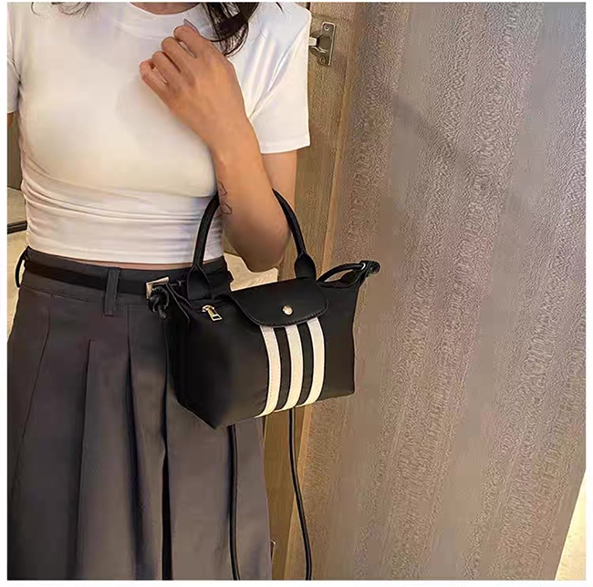 夯!小巧水餃包-一色現貨