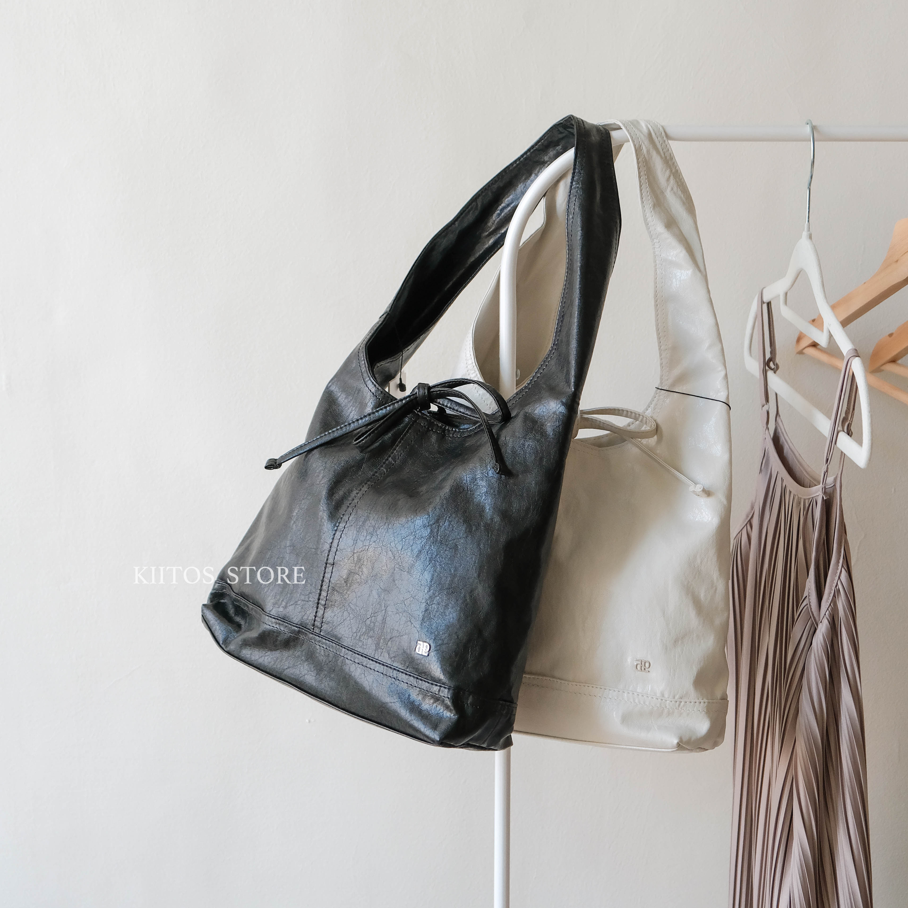 ◇depound◇ pino bag (hobo) black (M) Designer fashion, Seoul-fully created | W Concept