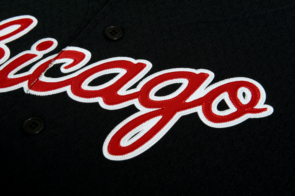 Mitchell & Ness 芝加哥公牛隊 On The Clock 開襟式 棒球衣