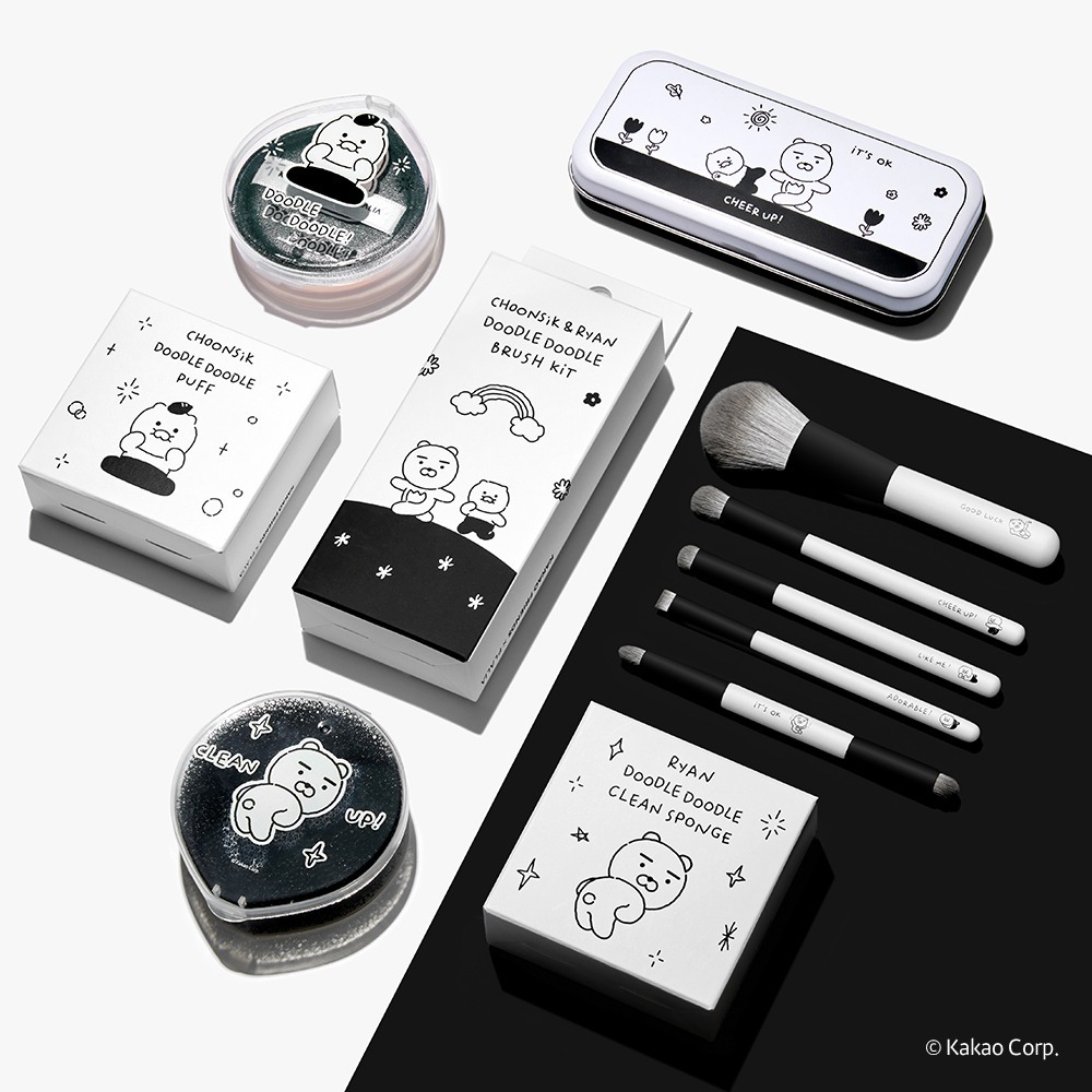 Kakao Friends x Flalia Doodle Doodle Edition Makeup Accessories SET