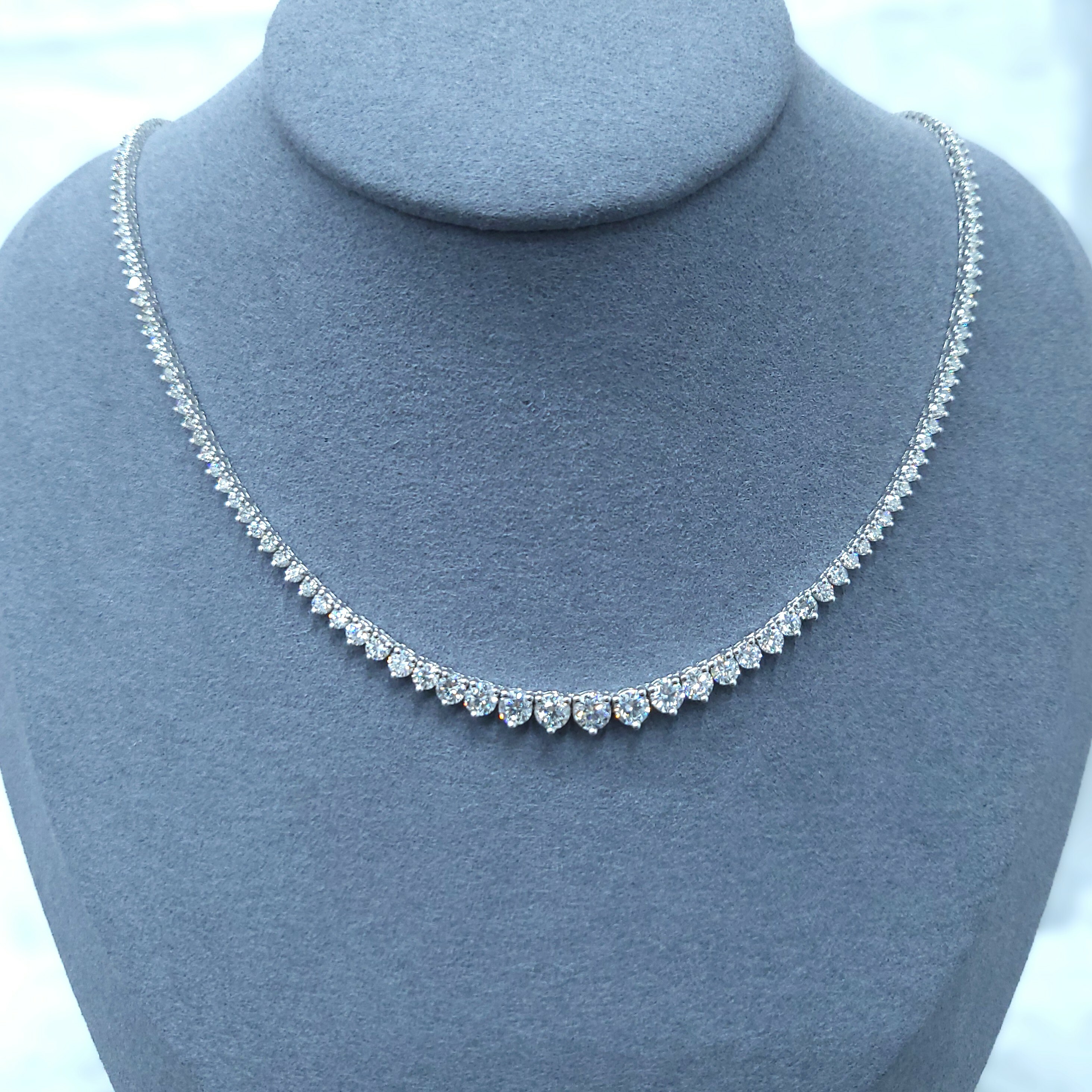 18K White Gold 7.02ct Diamond Necklace