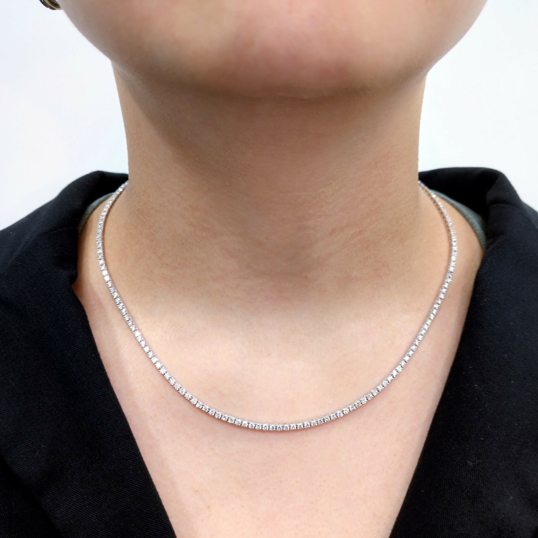 18K White Gold 6.23ct Diamond Necklace