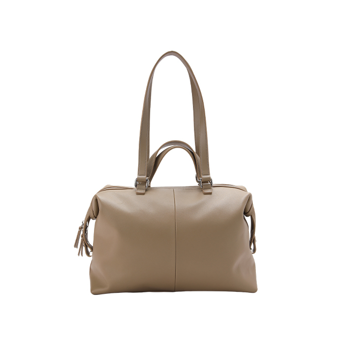 YOGA 皮革肩背包