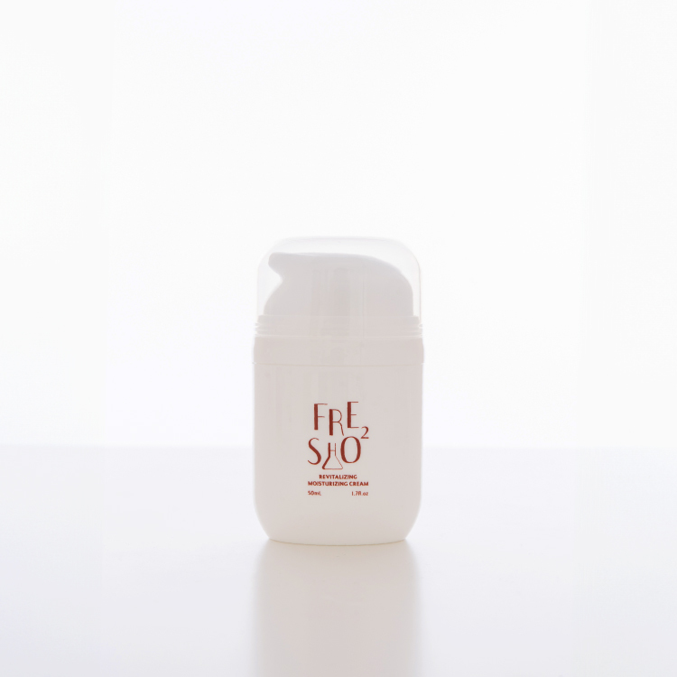 Revitalizing moisturizing cream