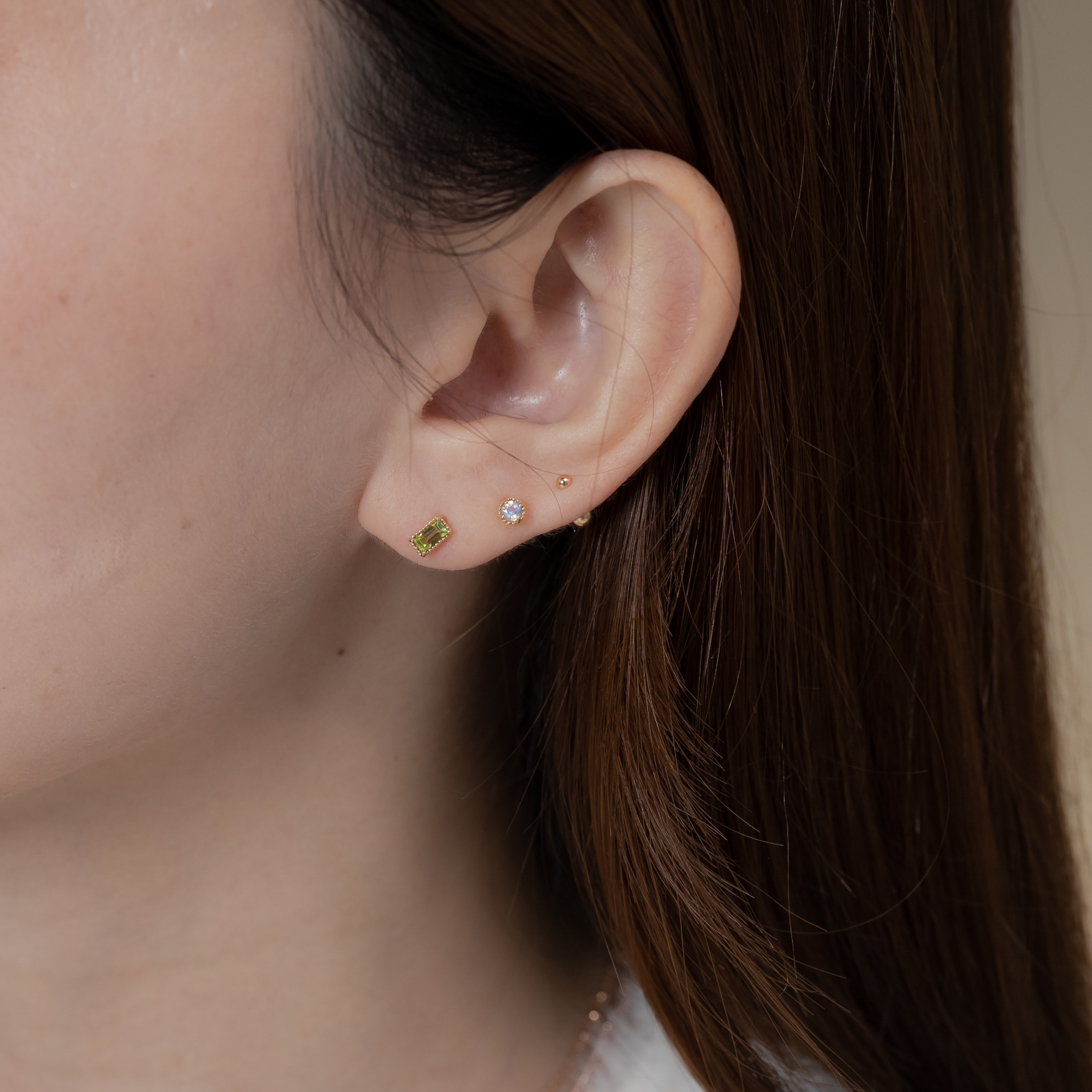 14K爪鑲細方橄欖石轉珠耳環