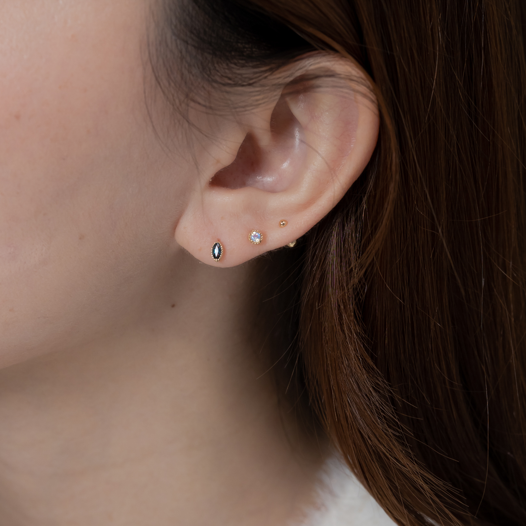 14K爪鑲眼形倫敦托帕石轉珠耳環