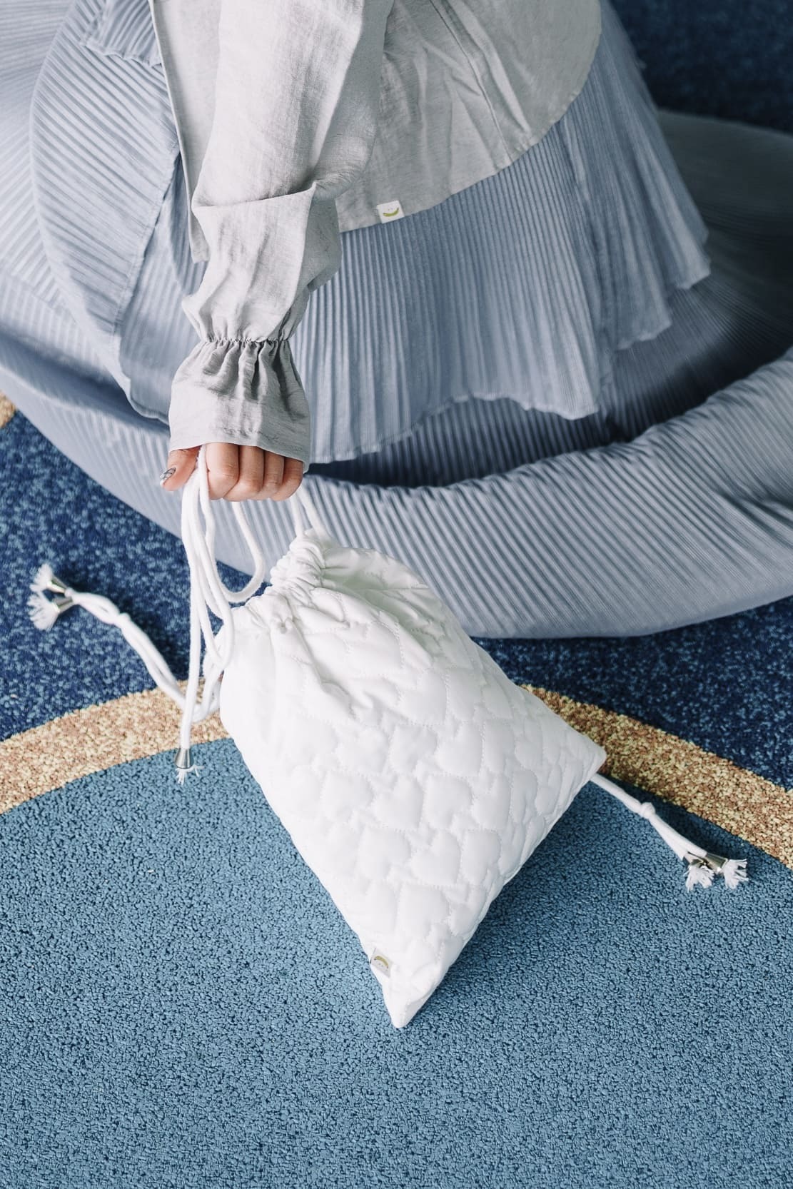 三色／心心絎縫夾棉餃子袋／Heart Pattern Quilted Drawstring Bucket Bag