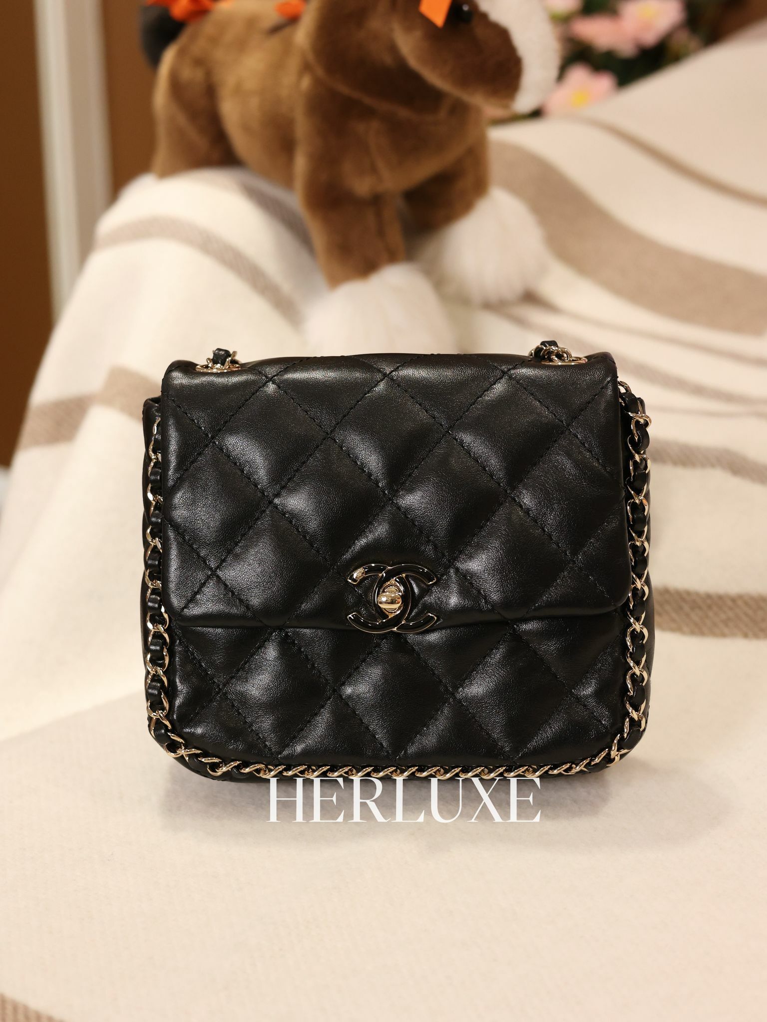 Chanel 24S 琺瑯雙肩包，可雙肩可手提