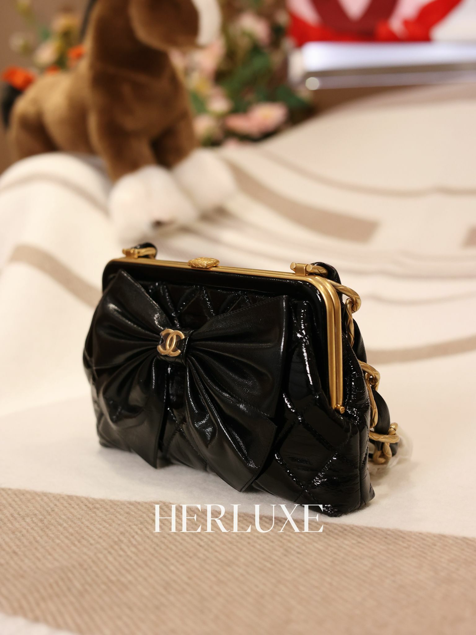 Chanel 24A 粗鏈條蝴蝶結包包 腋下包