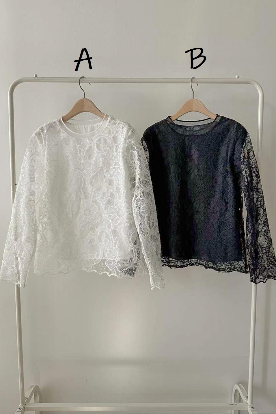 TOP#14547🤎花白刺繡上衣