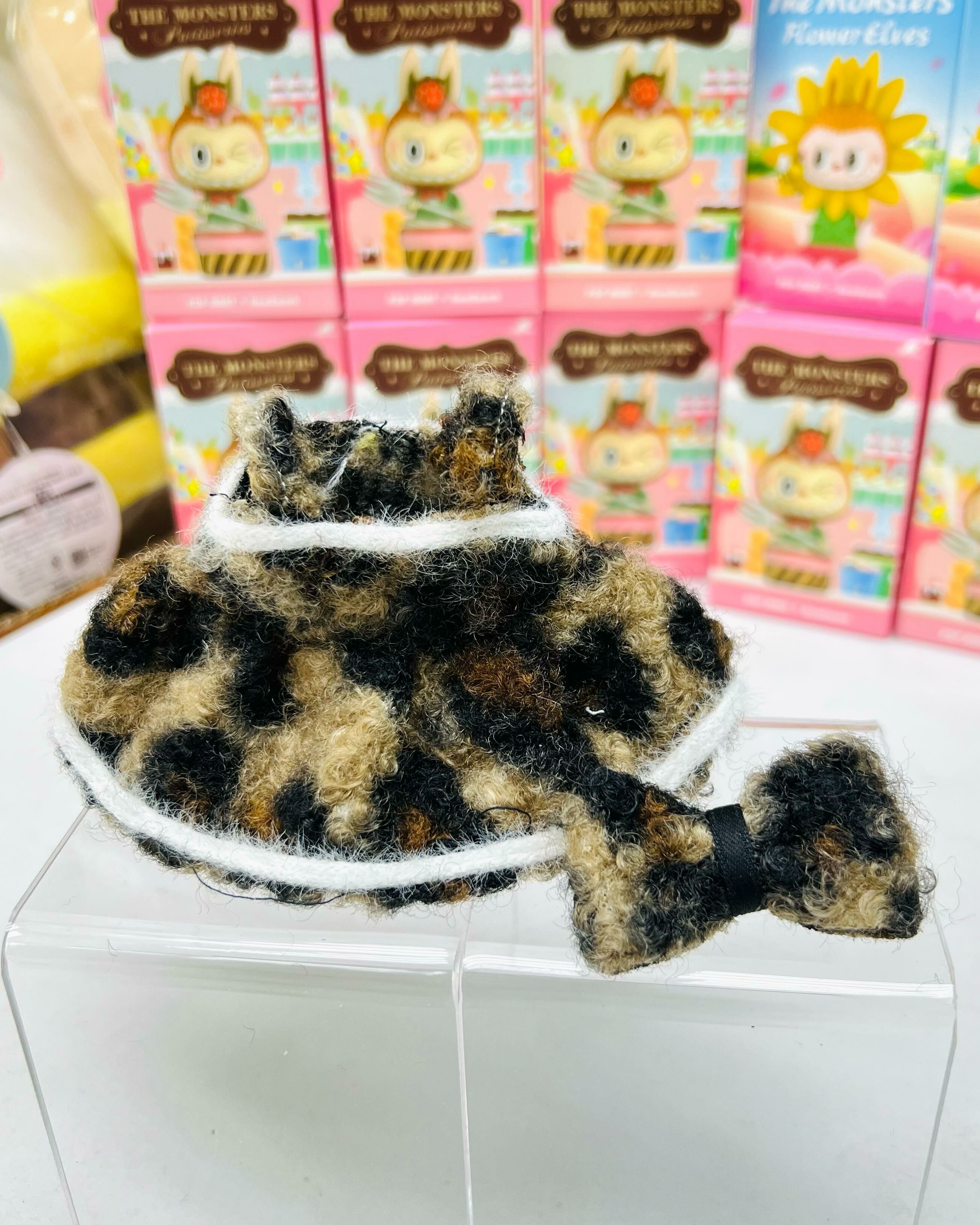 LABUBU outfit 97 - 啡色豹紋毛毛套裝