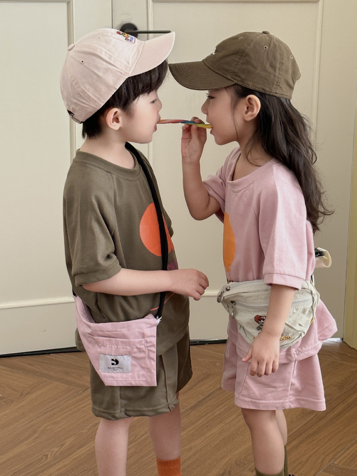 兄弟姐妹一起穿_大氣球氣球套裝