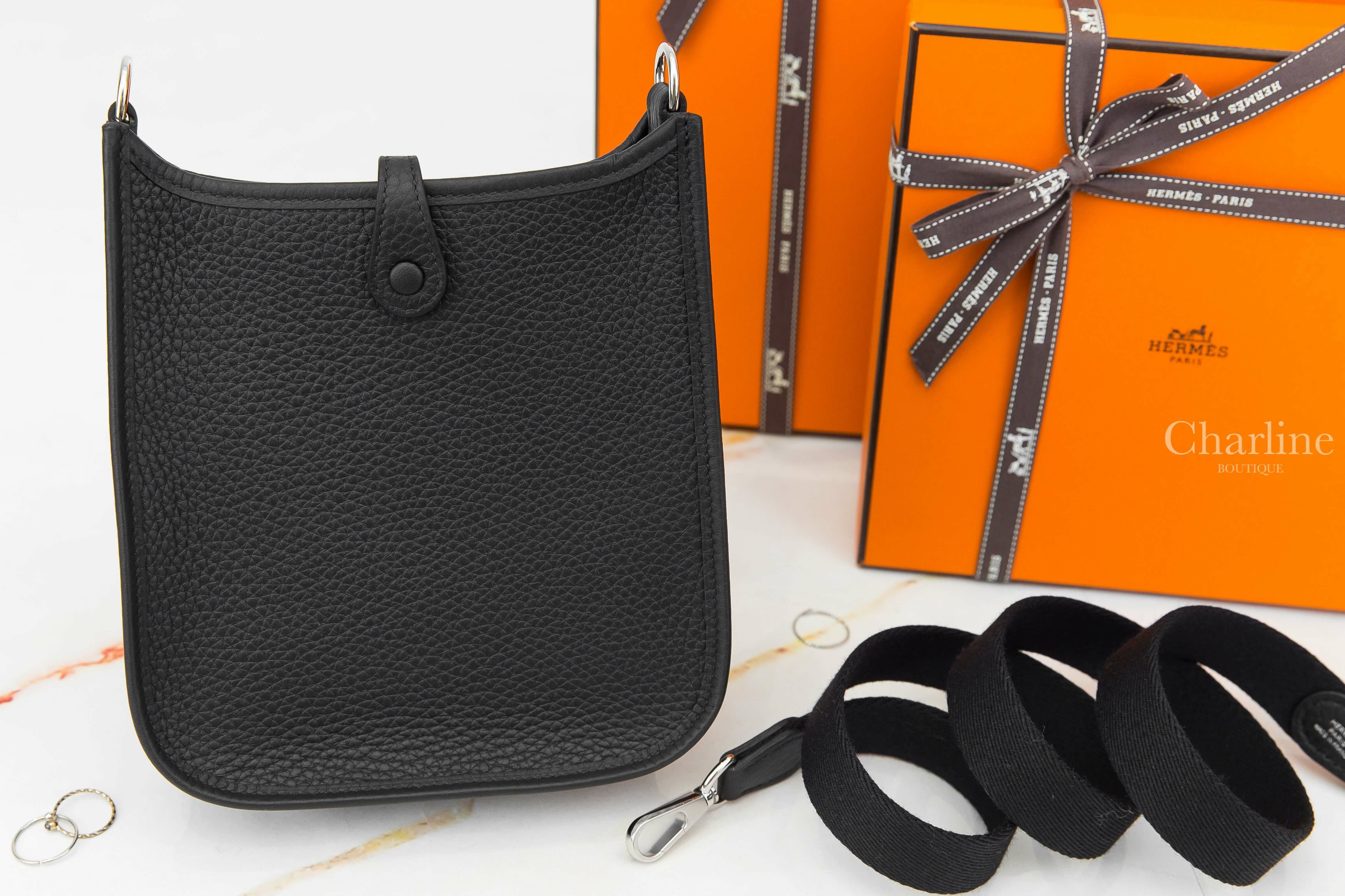 Hermès Evelyne TPM 16cm 89 Noir Taurillon Clemence 黑色銀釦二代簍空洞洞肩背包-Charline Boutique 精品代購