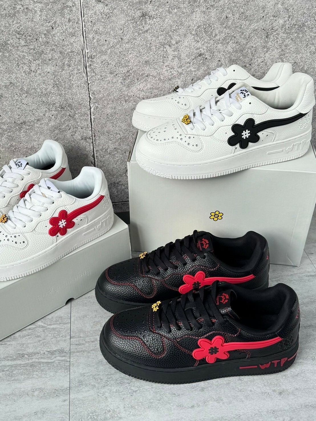 WATER THE PLANT 新款 高質感皮革 立體Logo小花鞋 WTP