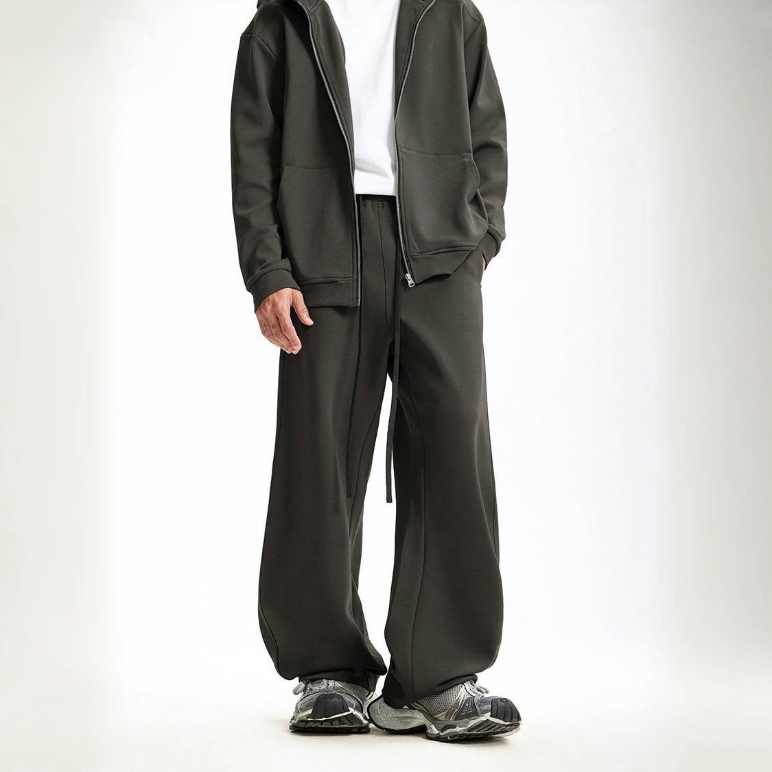 機能控溫彎刀版型休閒長褲