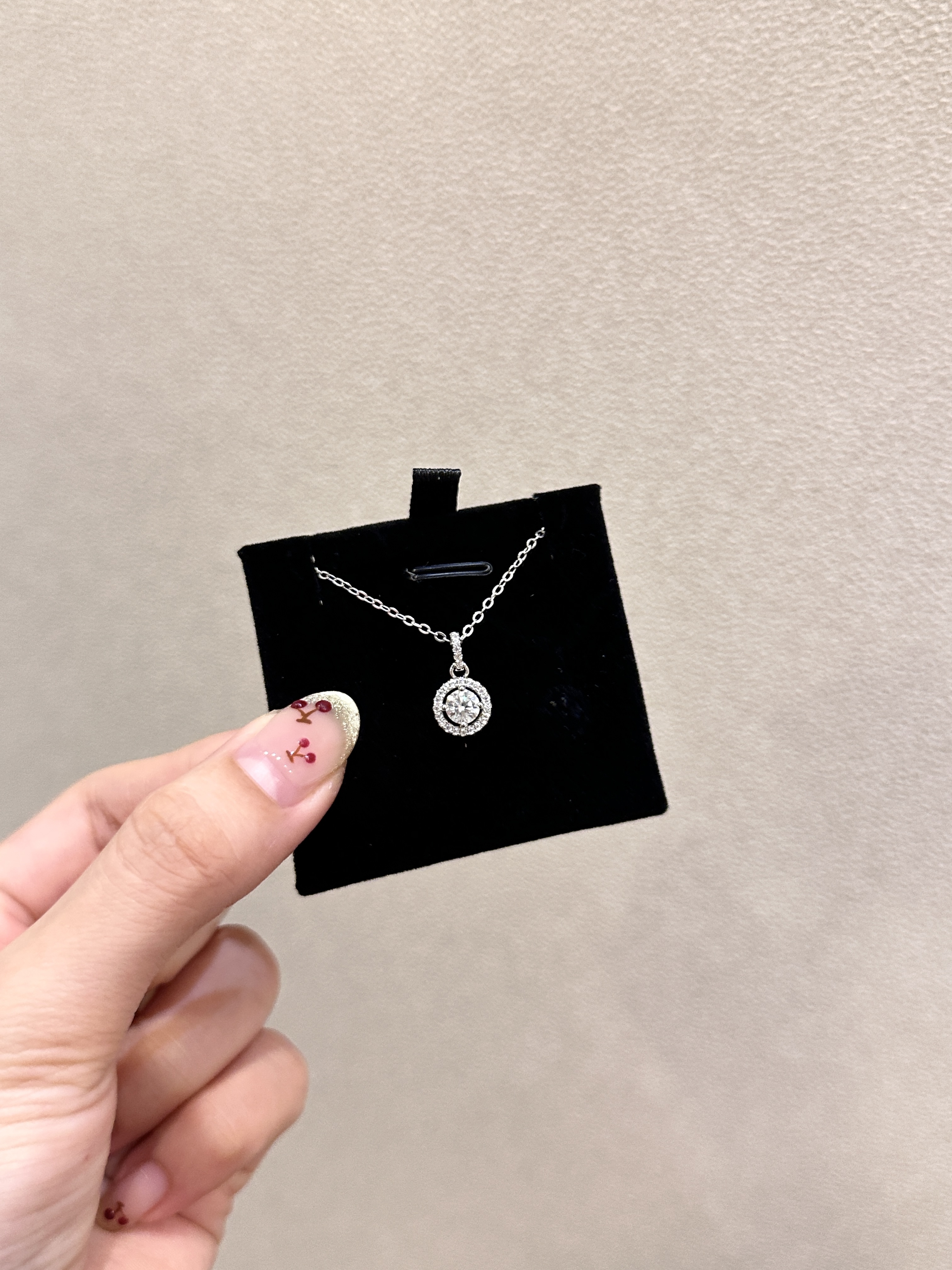 Nora moissanite necklace
